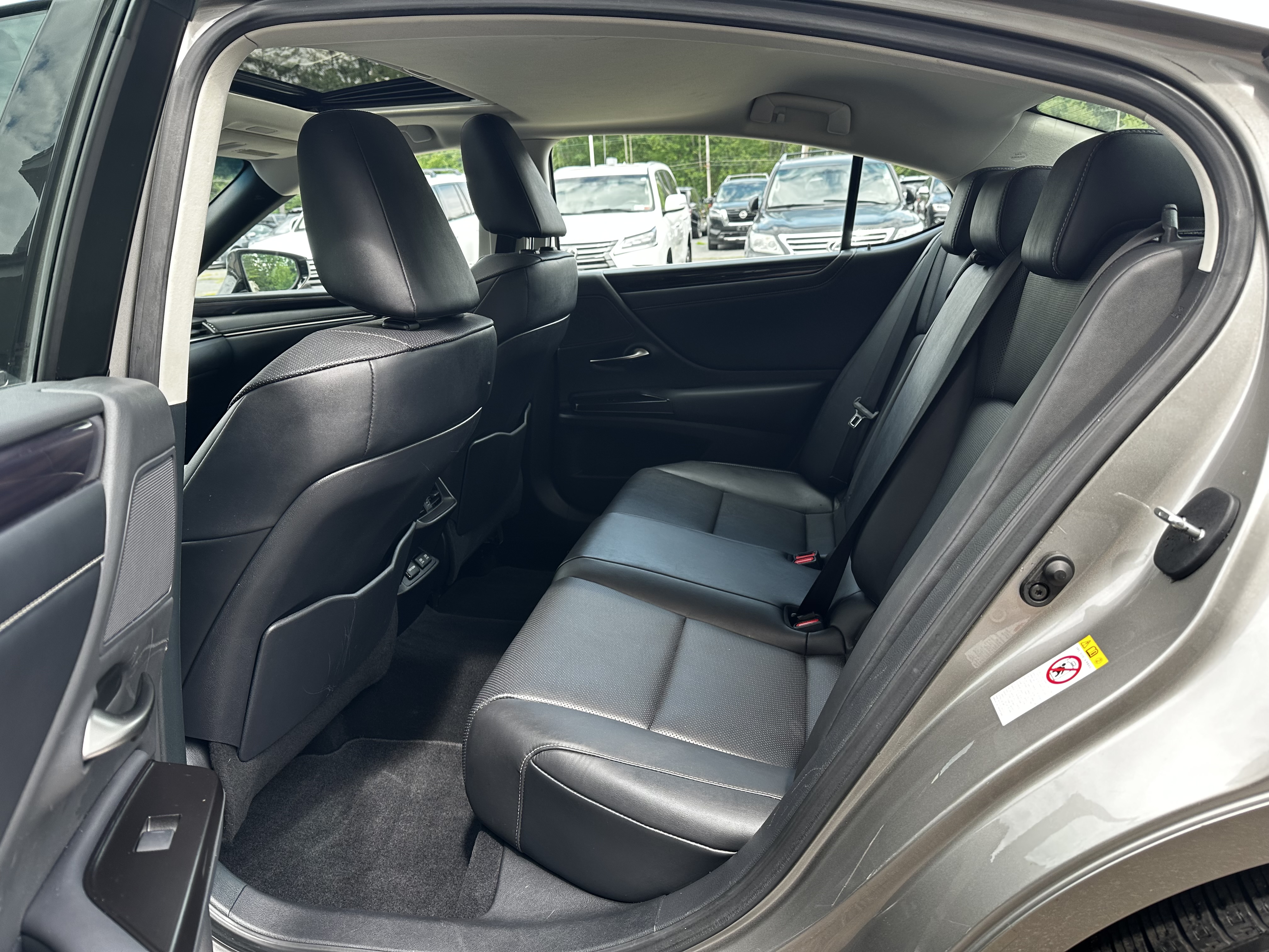 58ABZ1B16KU003088 2019 Lexus Es 350