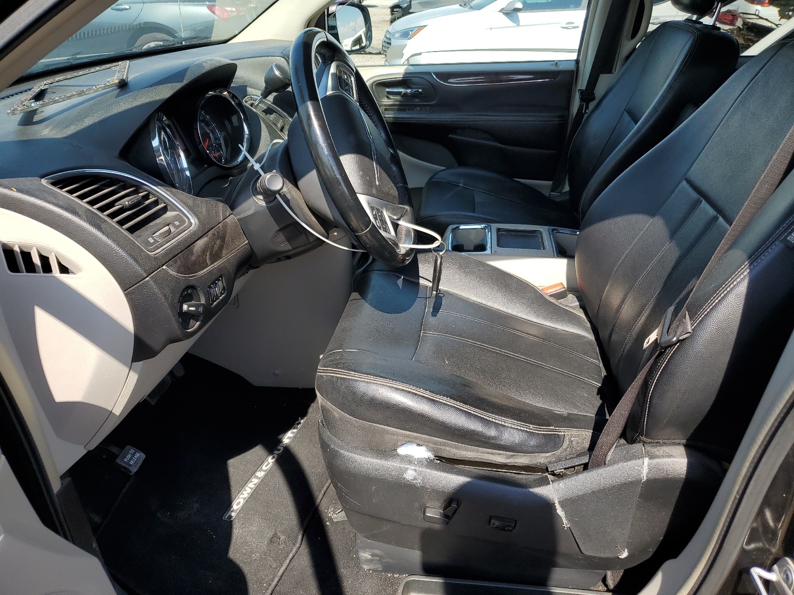 2C4RC1BG8DR689151 2013 Chrysler Town & Country Touring