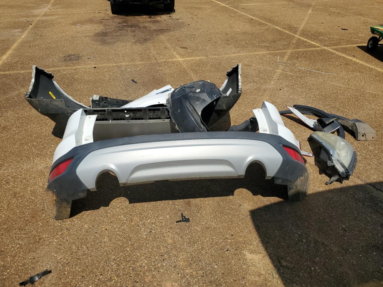 2015 Ford Escape Se VIN: 1FMCU0GXXFUB05470 Lot: 62039614