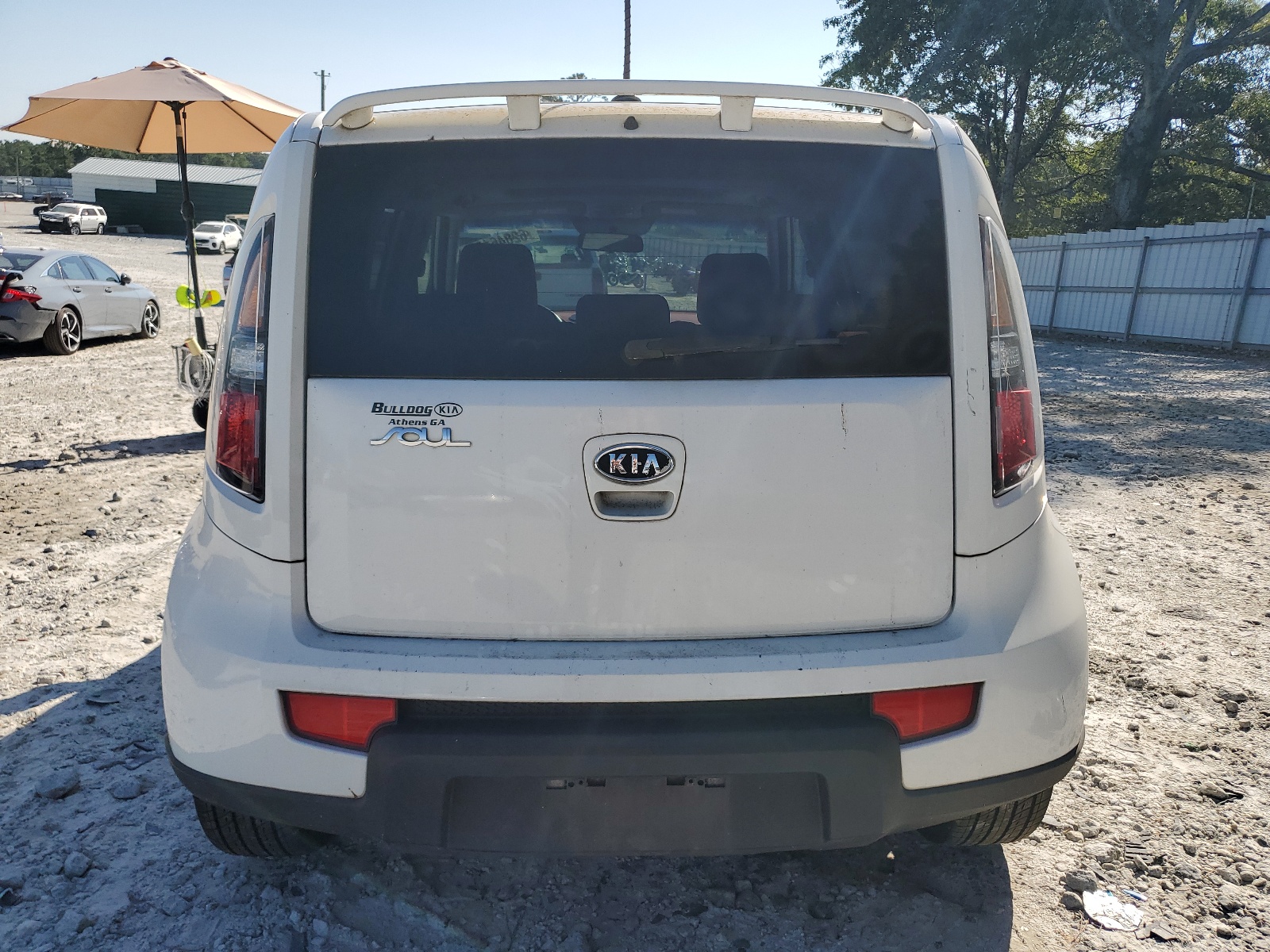 KNDJT2A28A7036275 2010 Kia Soul +