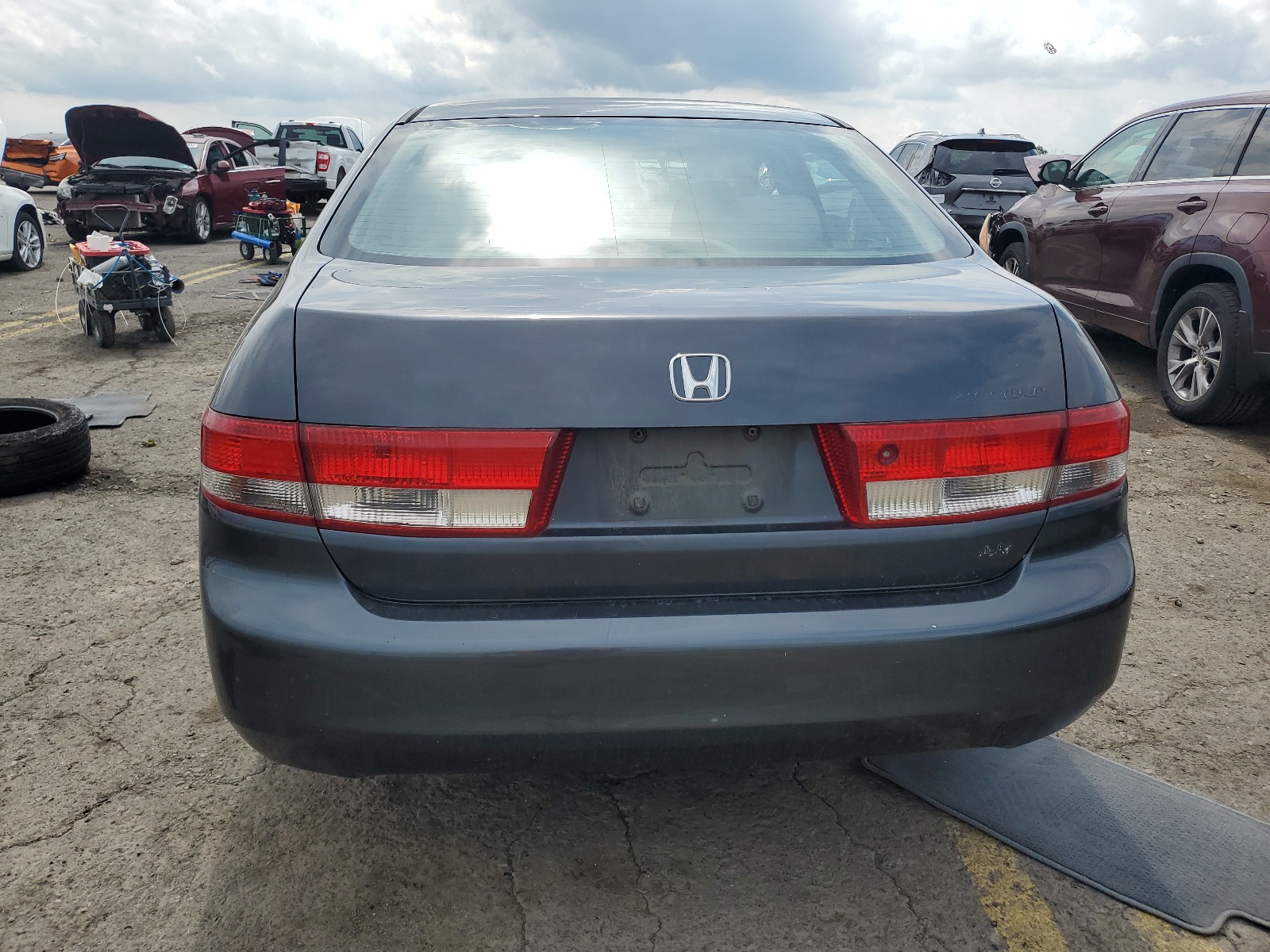 1HGCM564X4A019276 2004 Honda Accord Lx