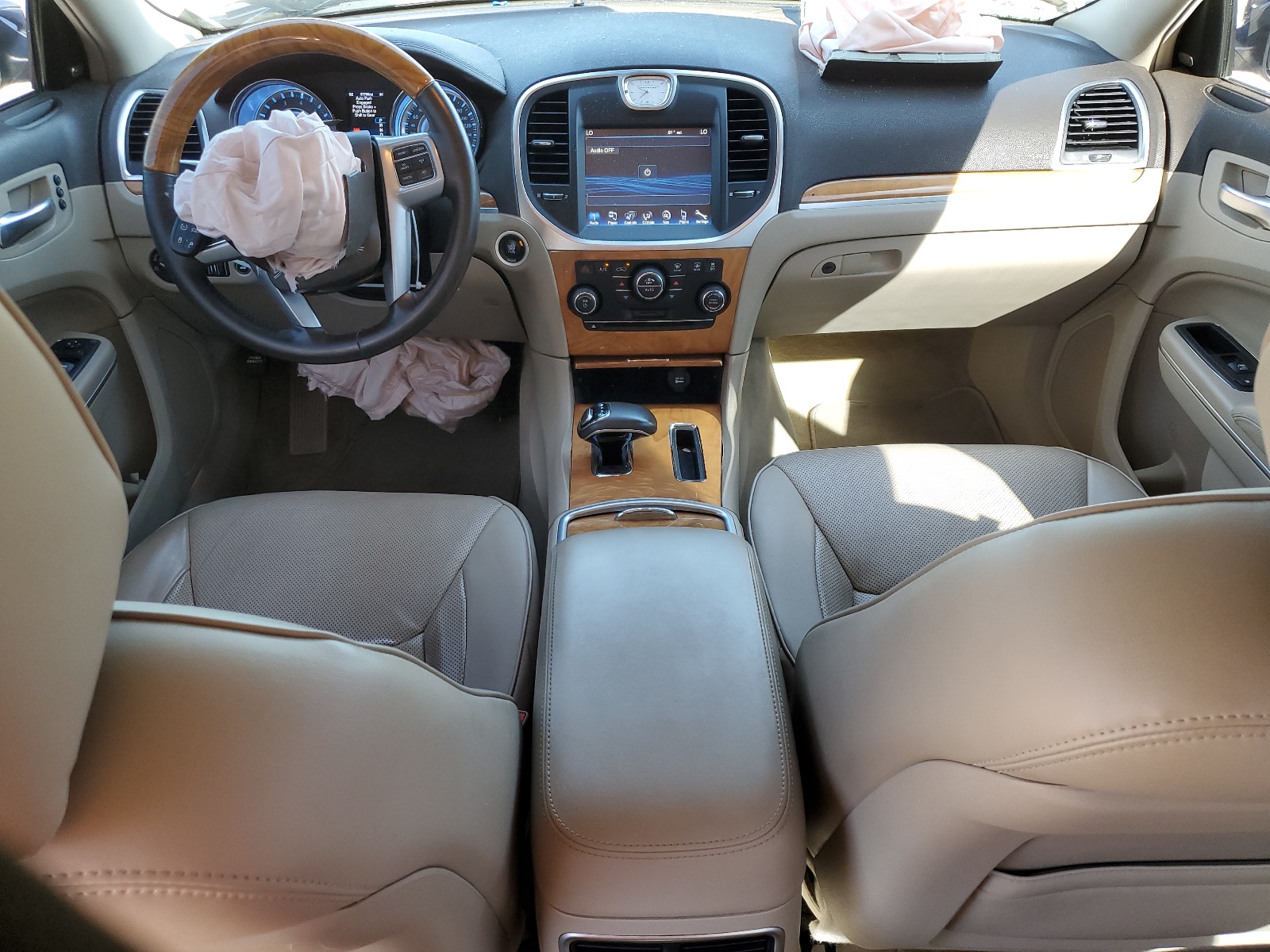 2C3CCAKG1EH328409 2014 Chrysler 300C