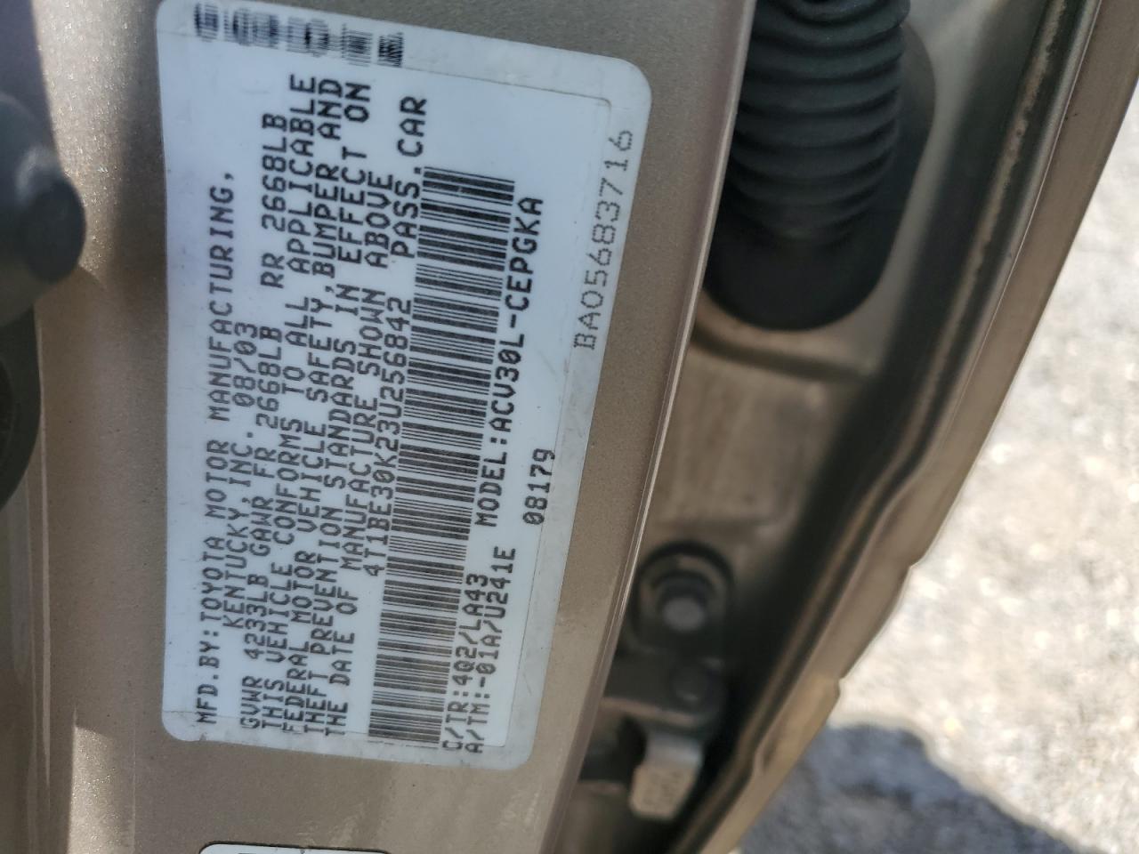 2003 Toyota Camry Le VIN: 4T1BE30K23U256842 Lot: 61615344