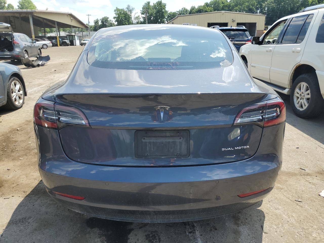 2021 Tesla Model 3 VIN: 5YJ3E1EB3MF855605 Lot: 61630824