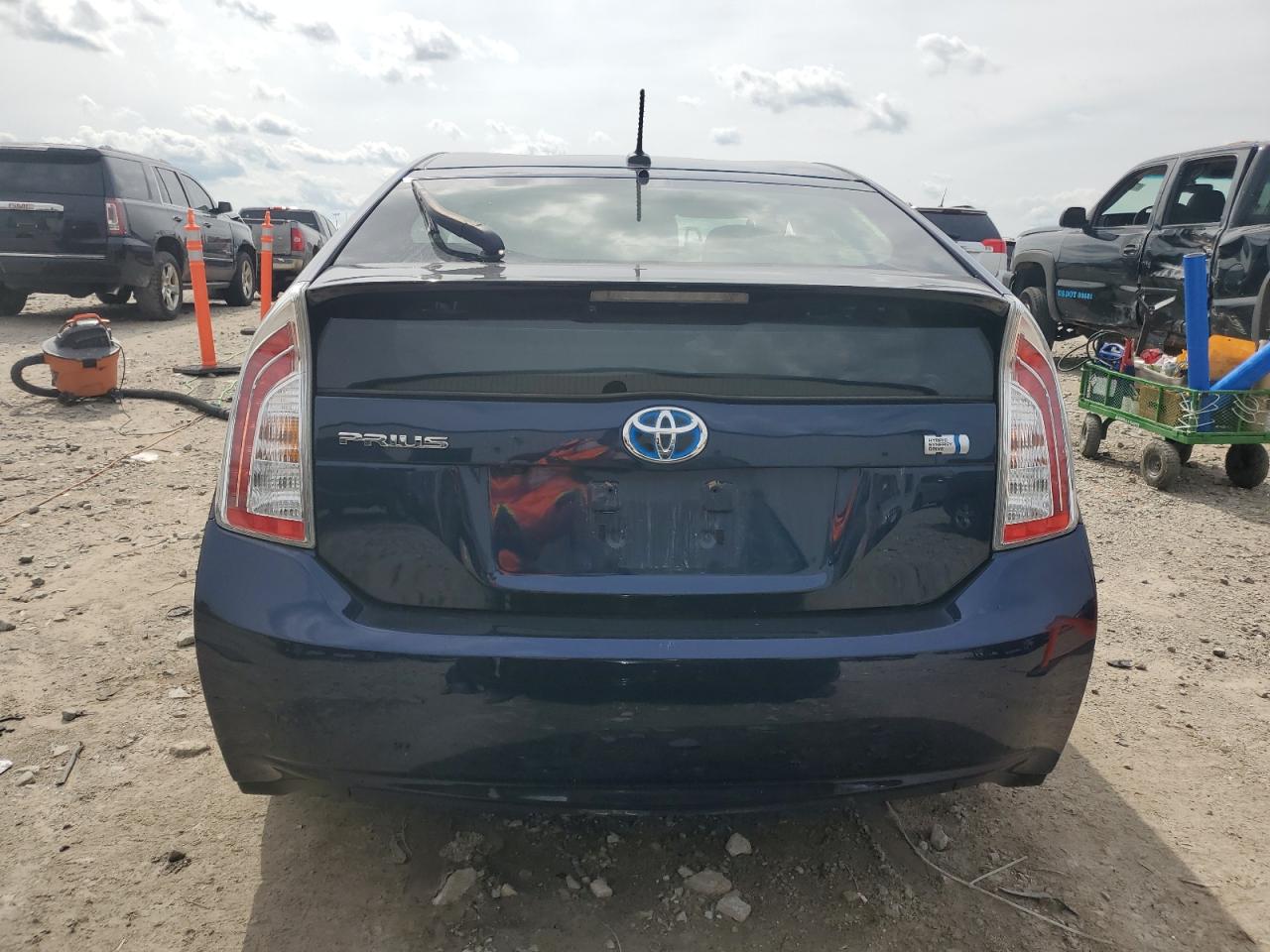 JTDKN3DU6F0401019 2015 Toyota Prius