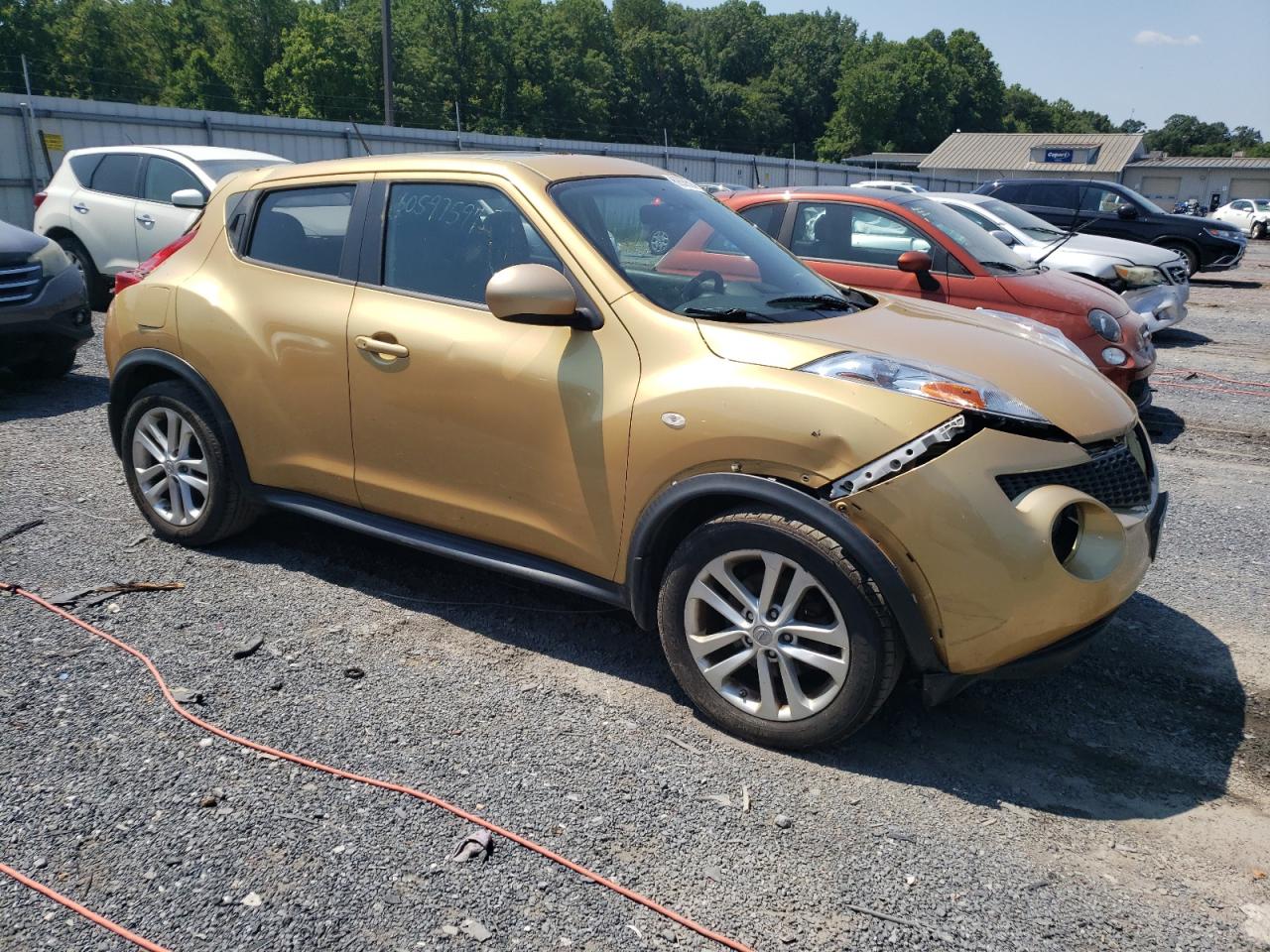 2014 Nissan Juke S VIN: JN8AF5MV1ET359230 Lot: 62830524