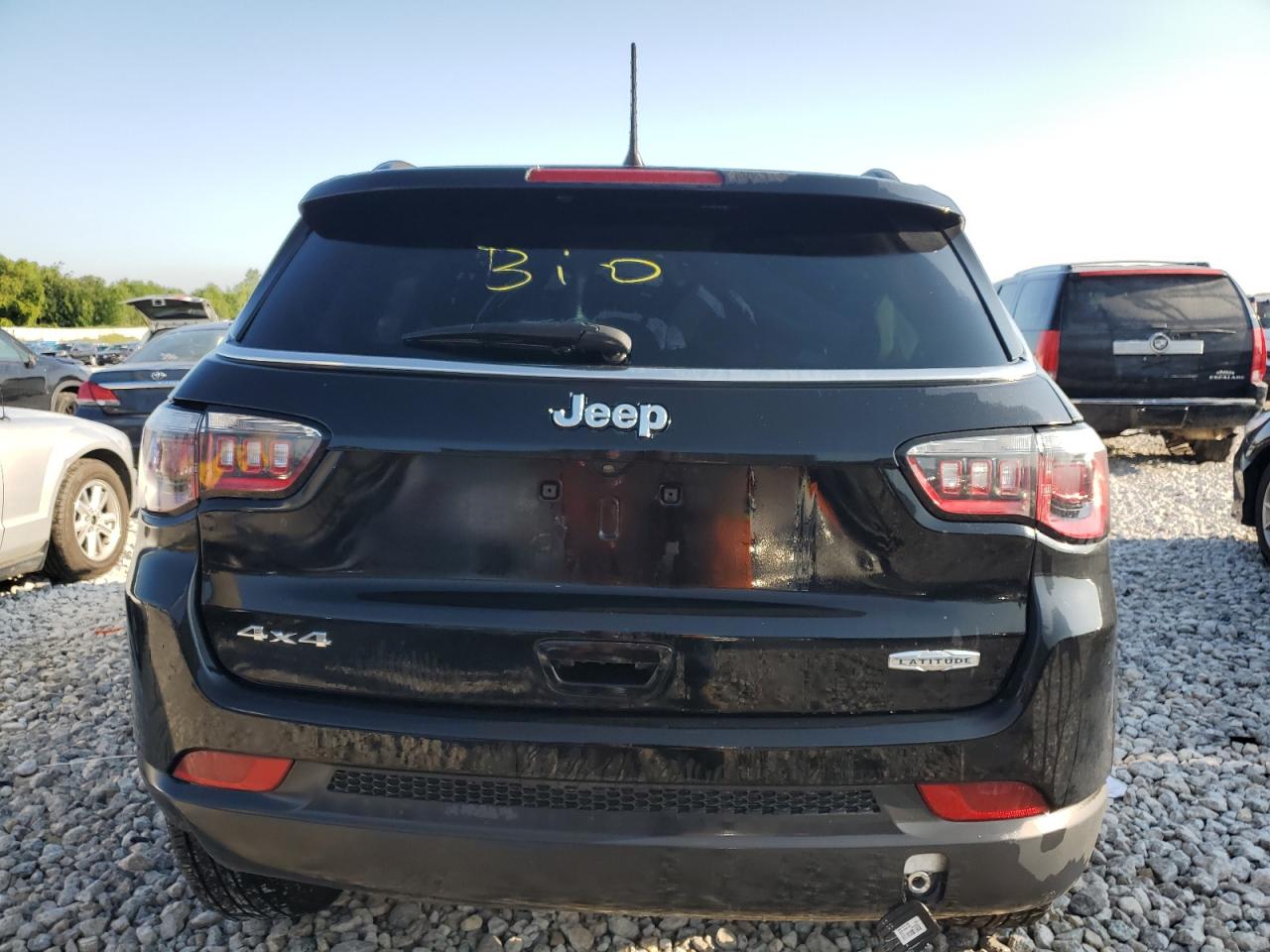 2019 Jeep Compass Latitude VIN: 3C4NJDBB8KT593640 Lot: 63461404