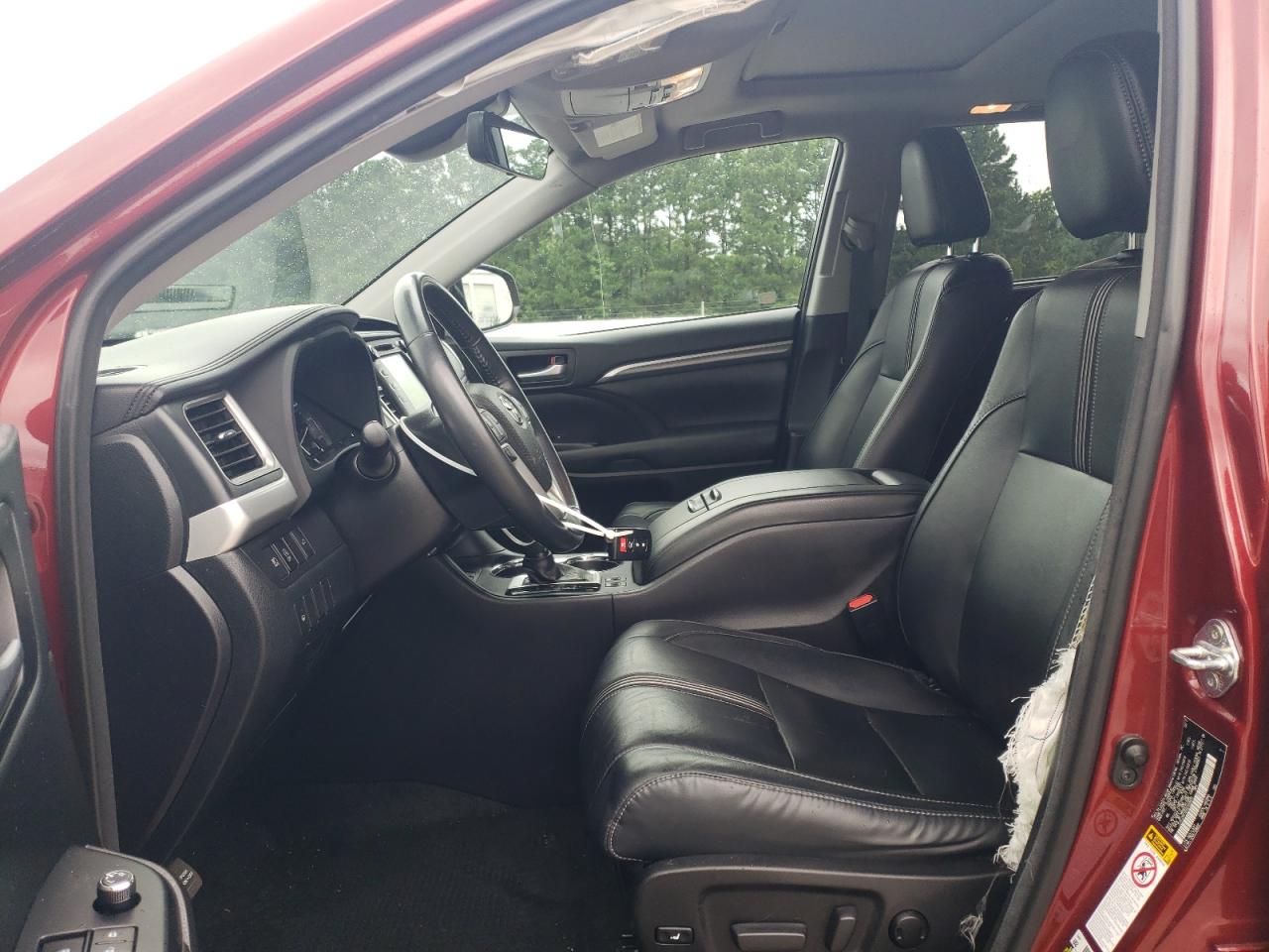 2017 Toyota Highlander Se VIN: 5TDJZRFH4HS469693 Lot: 63961024