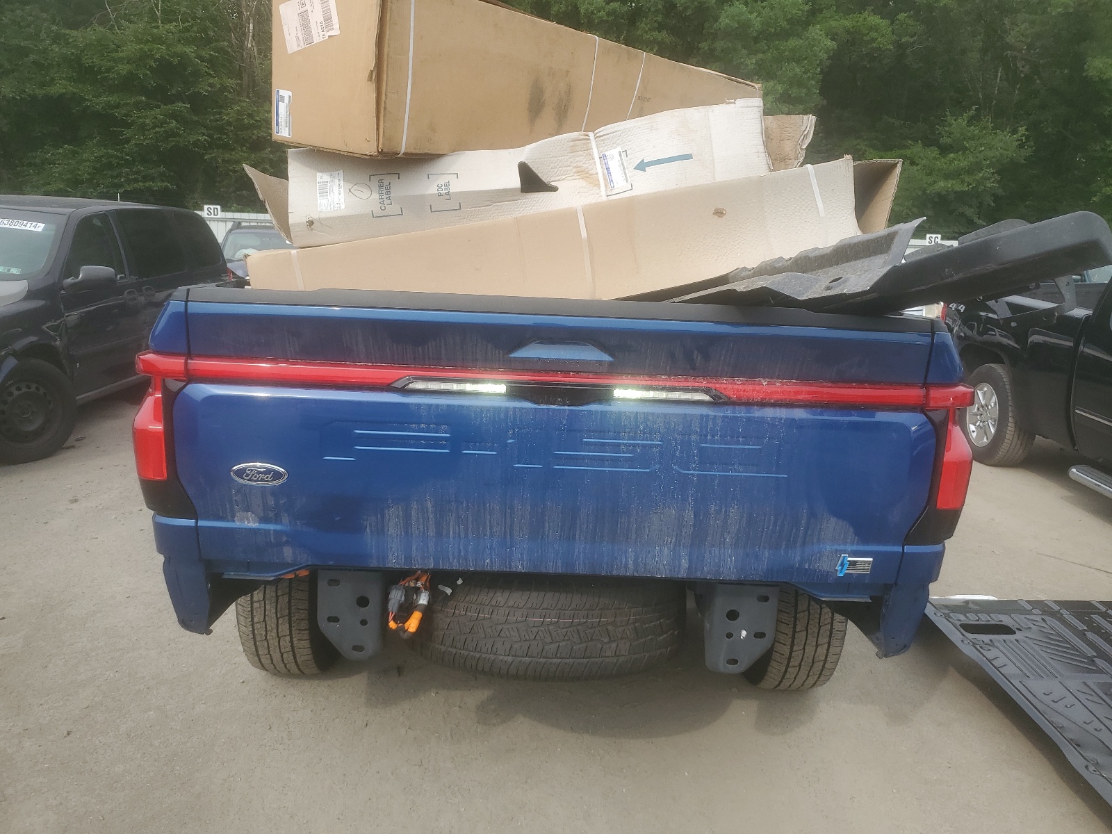 1FT6W1EV1NWG06589 2022 Ford F150 Lightning Pro