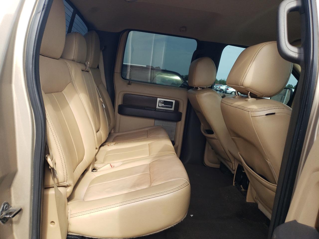 2012 Ford F-150 - Image 10