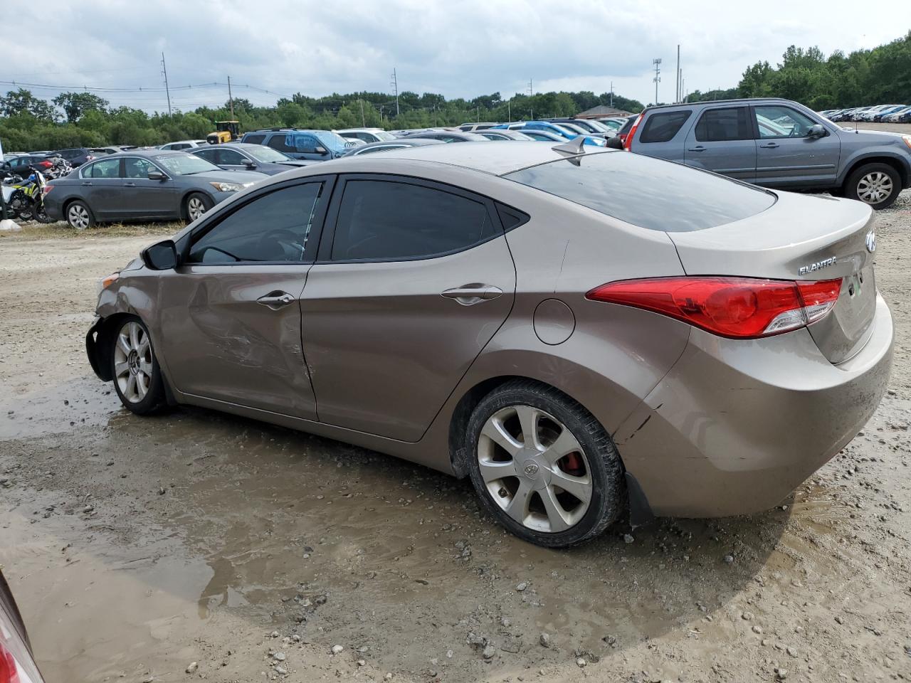 VIN 5NPDH4AE2DH428852 2013 HYUNDAI ELANTRA no.2