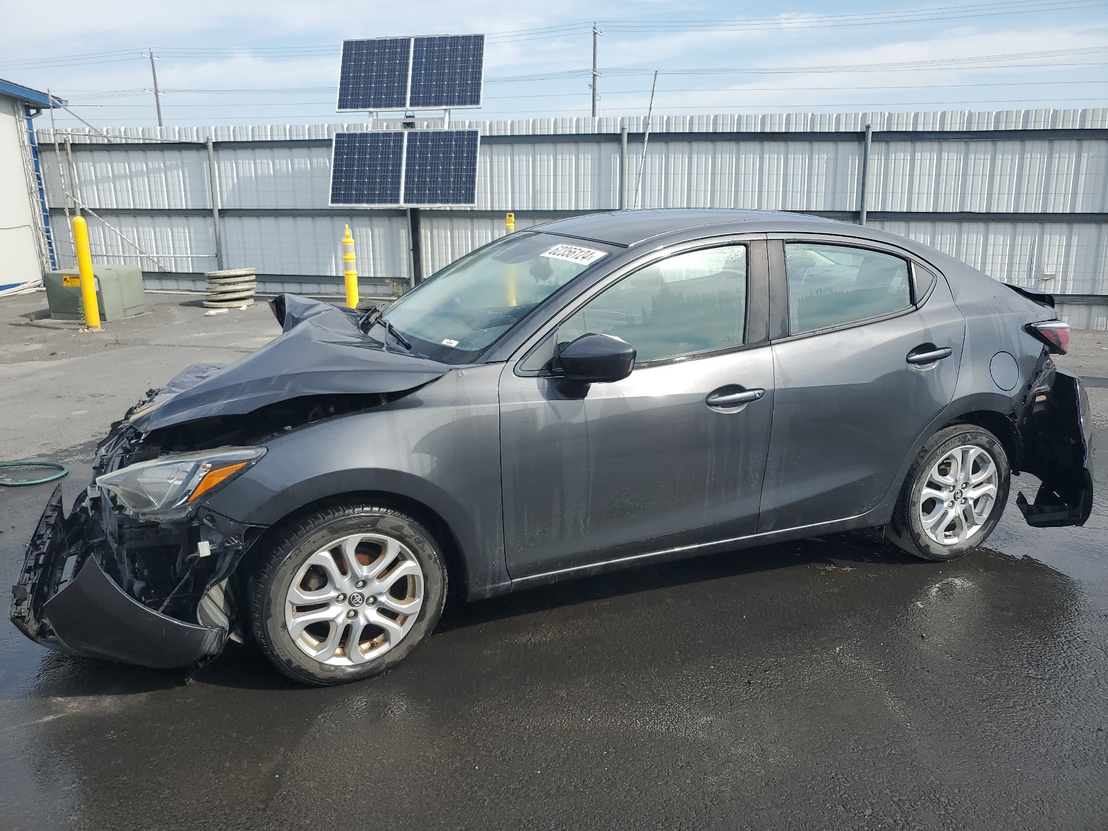 2018 Toyota Yaris Ia vin: 3MYDLBYVXJY303624