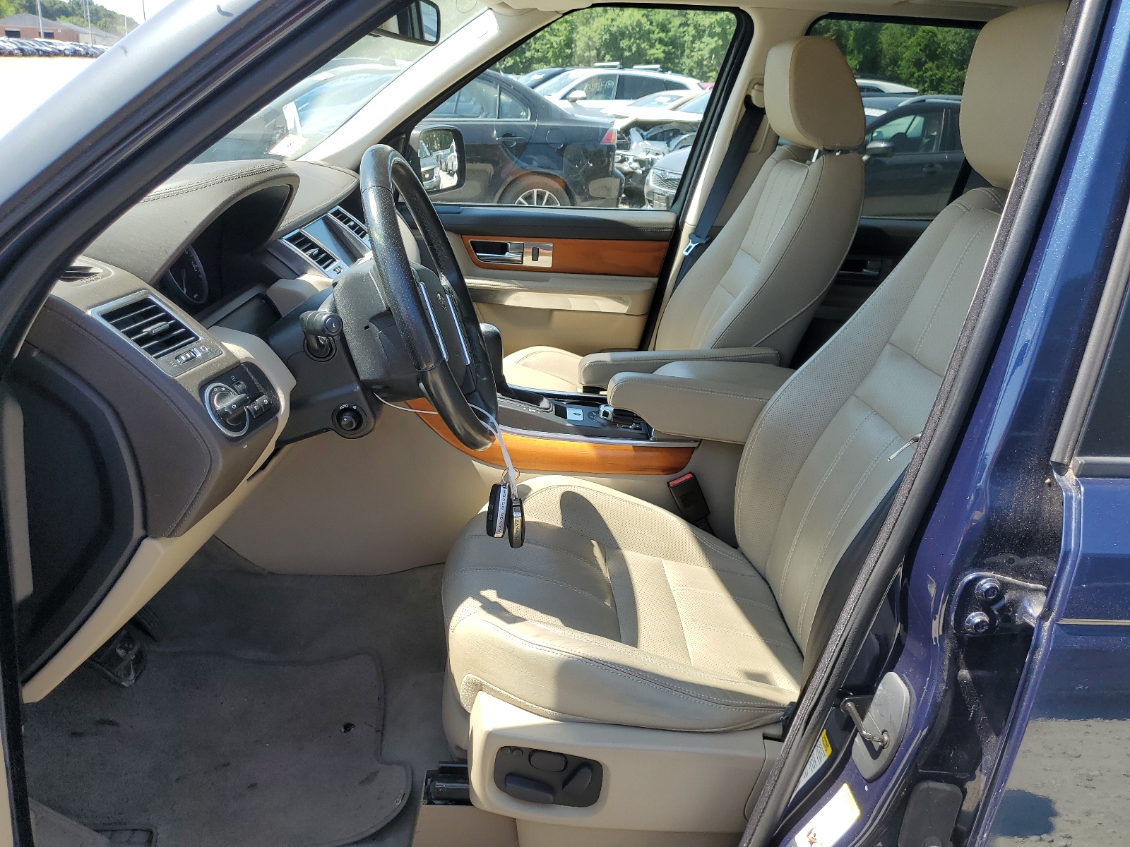 SALSK2D42BA283129 2011 Land Rover Range Rover Sport Lux