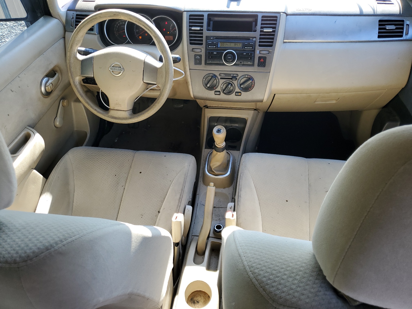 3N1BC1CP0BL446690 2011 Nissan Versa S