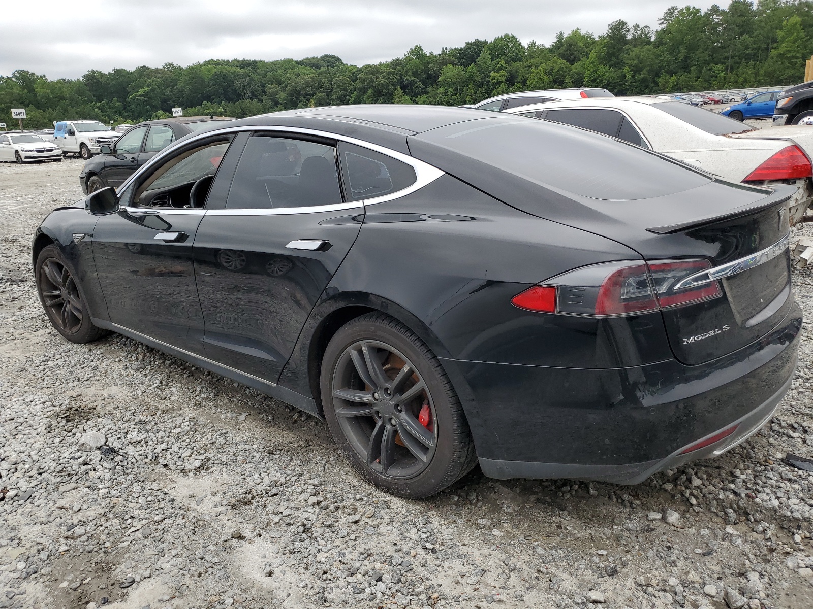 2014 Tesla Model S vin: 5YJSA1H16EFP51251