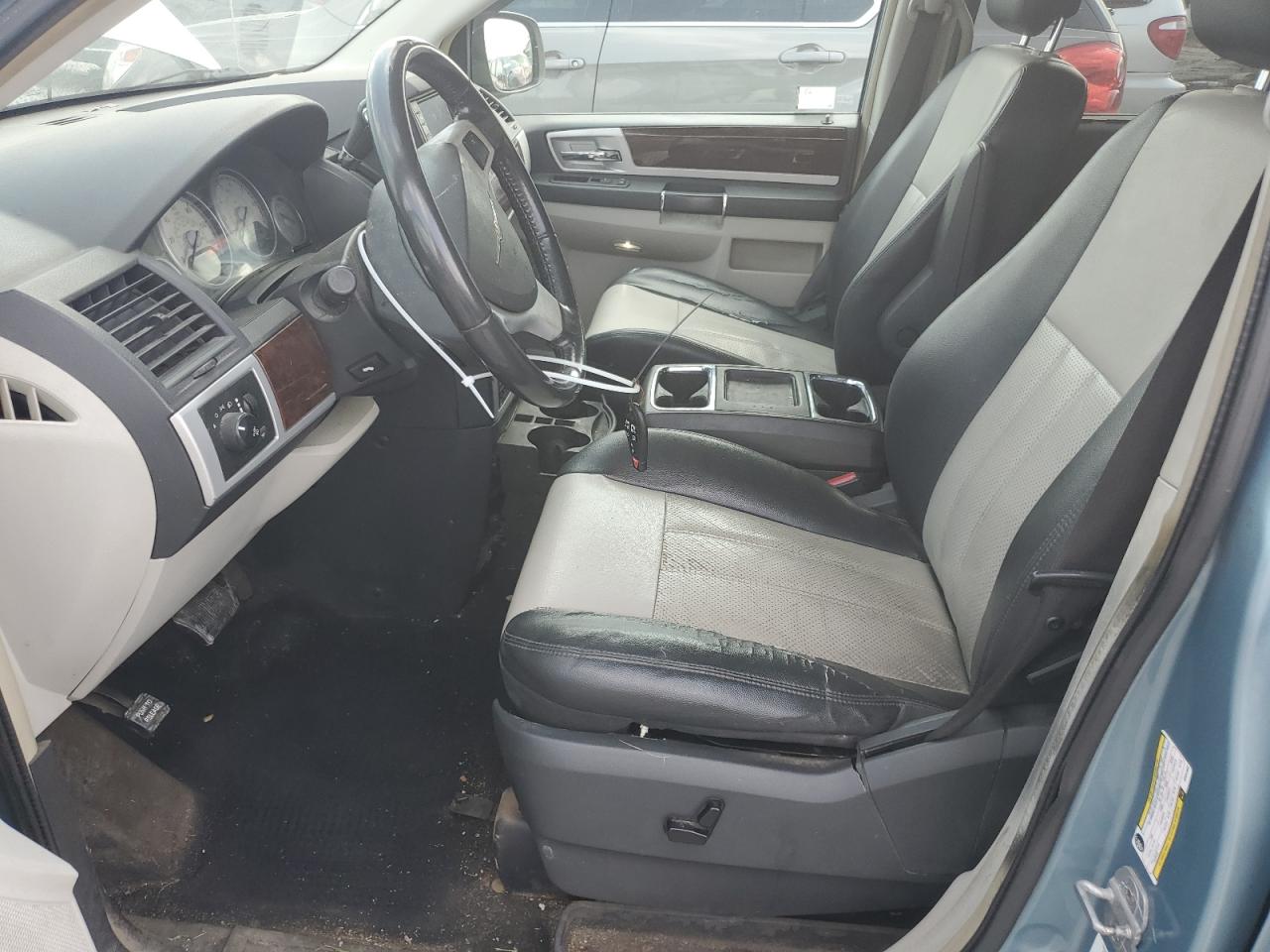 2010 Chrysler Town & Country Touring Plus VIN: 2A4RR8DX1AR494860 Lot: 63278554