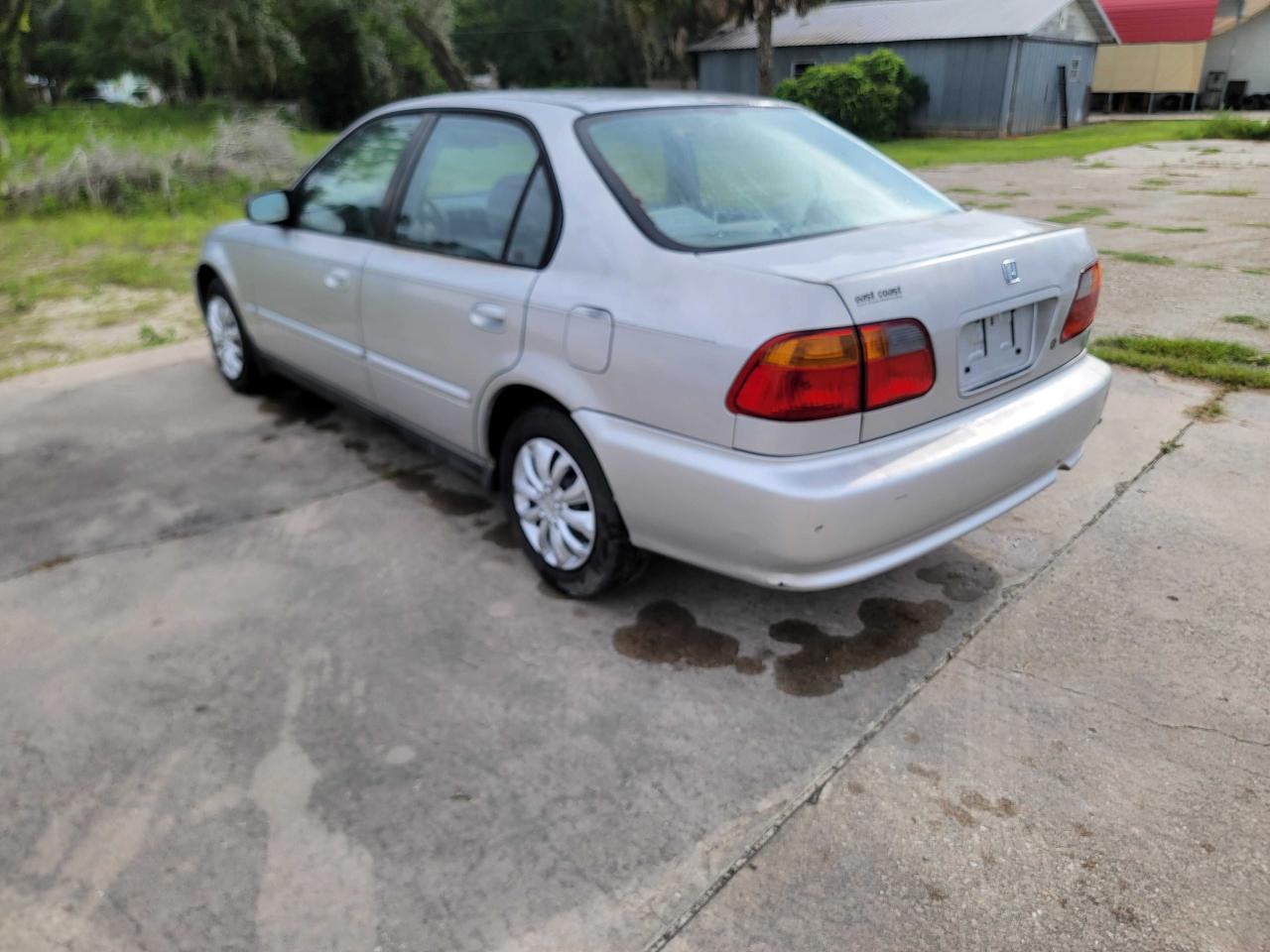 2000 Honda Civic Base VIN: 2HGEJ6610YH586441 Lot: 65078454