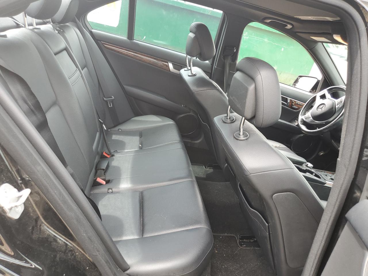 2012 Mercedes-Benz C 300 4Matic VIN: WDDGF8BBXCR196061 Lot: 62704274