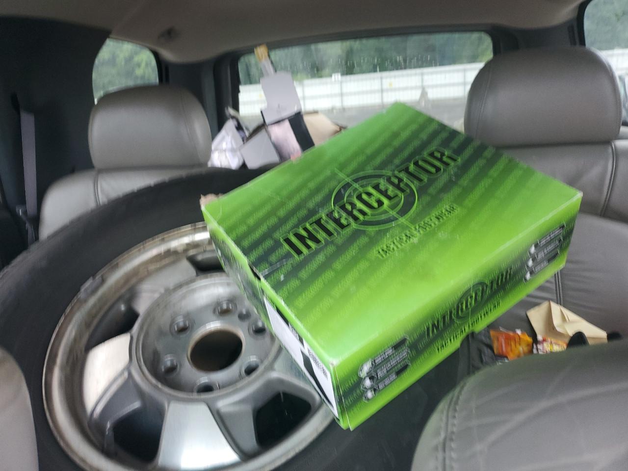 2002 Chevrolet Tahoe K1500 VIN: 1GNEK13ZX2J315778 Lot: 62996224