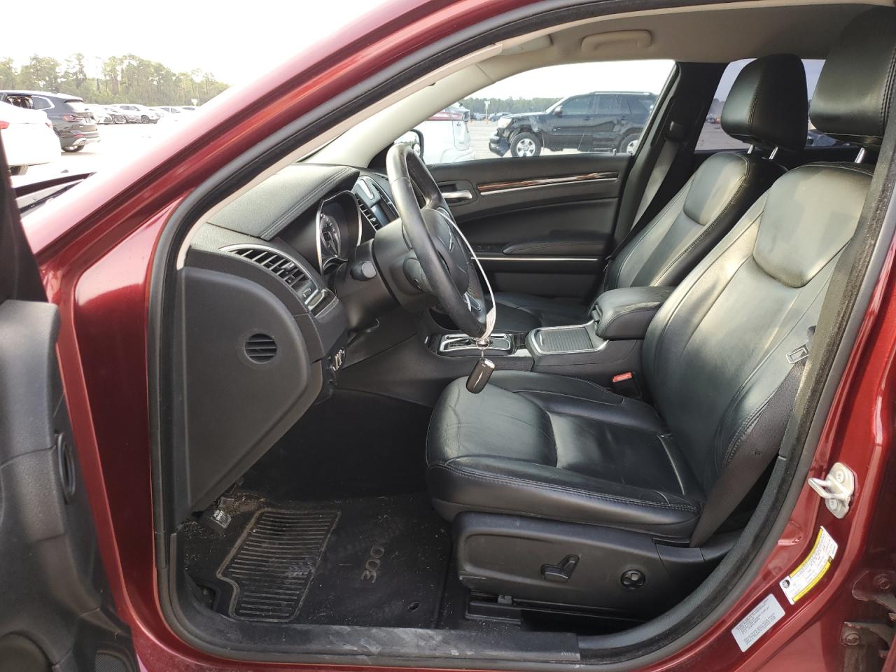 2016 Chrysler 300 Limited VIN: 2C3CCAAG2GH307895 Lot: 63035024