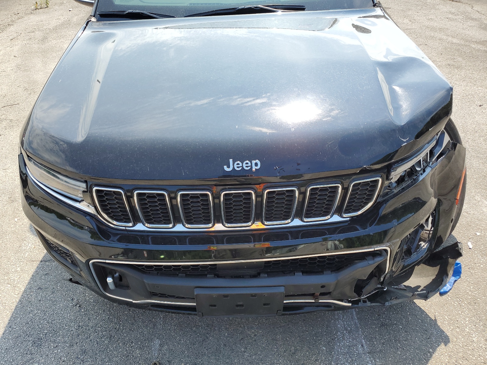 1C4RJKDG5P8832260 2023 Jeep Grand Cherokee L Overland