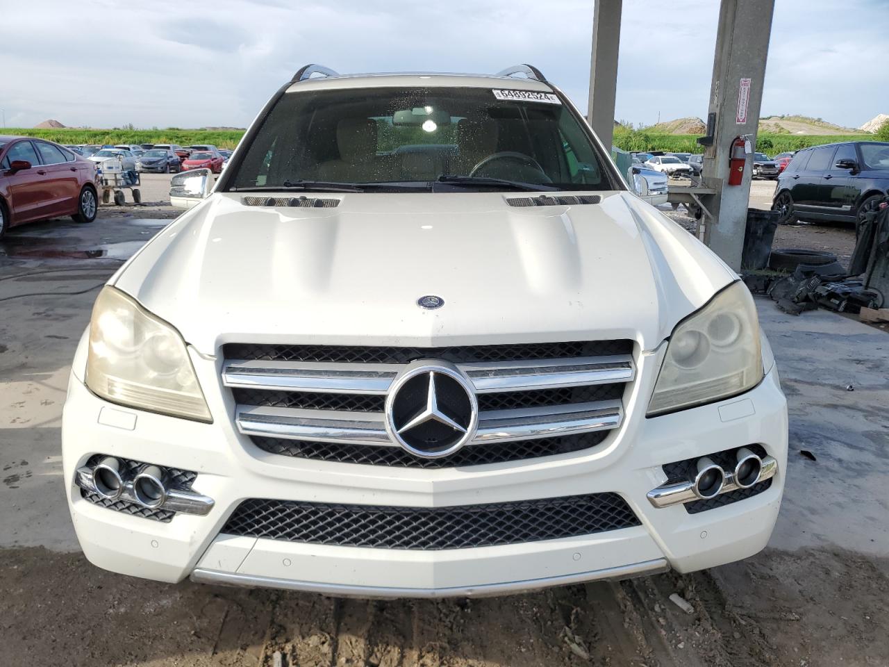 2011 Mercedes-Benz Gl 450 4Matic VIN: 4JGBF7BE2BA740215 Lot: 64892524