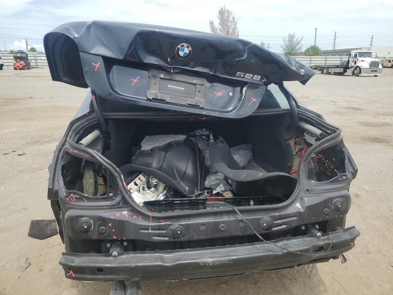 2010 BMW 528 I VIN: WBANU5C5XAC129228 Lot: 62809234