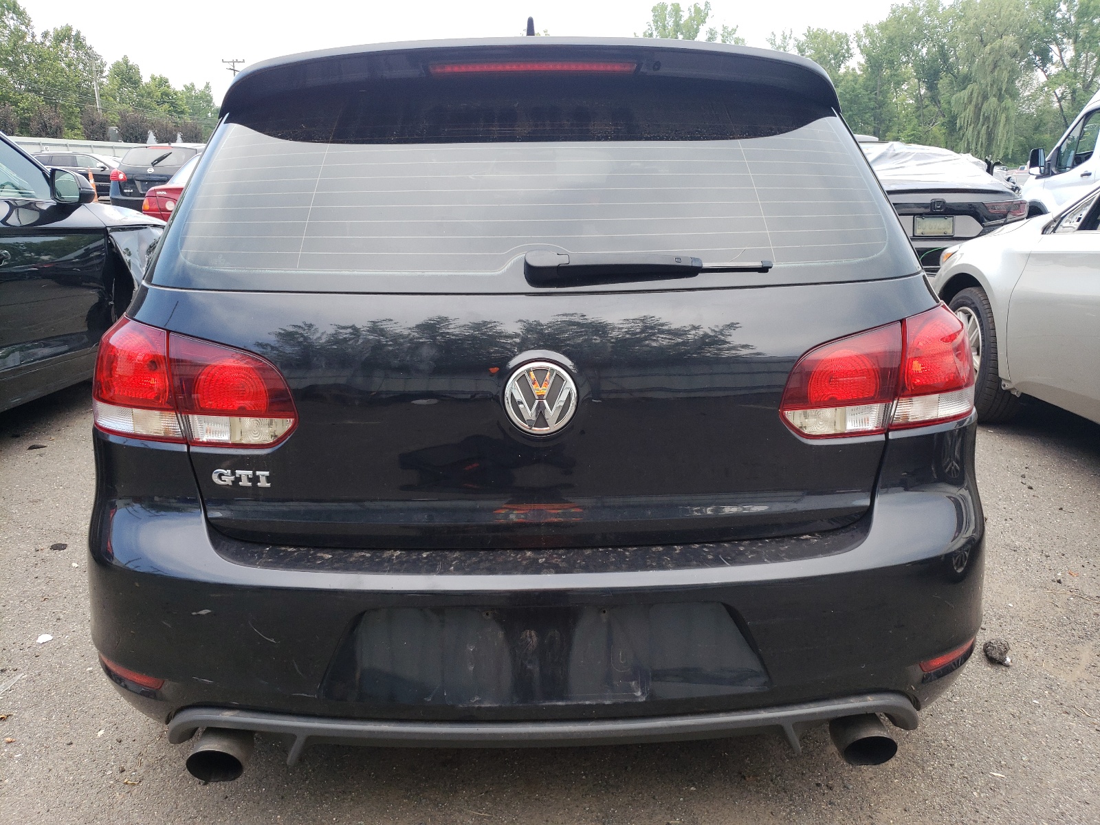 WVWGD7AJXBW325001 2011 Volkswagen Gti