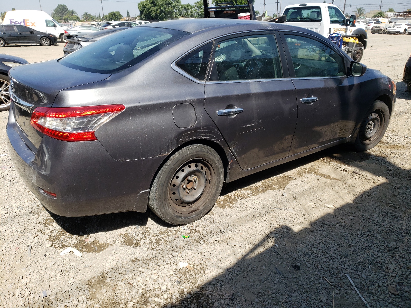 2015 Nissan Sentra S vin: 3N1AB7AP7FY354280