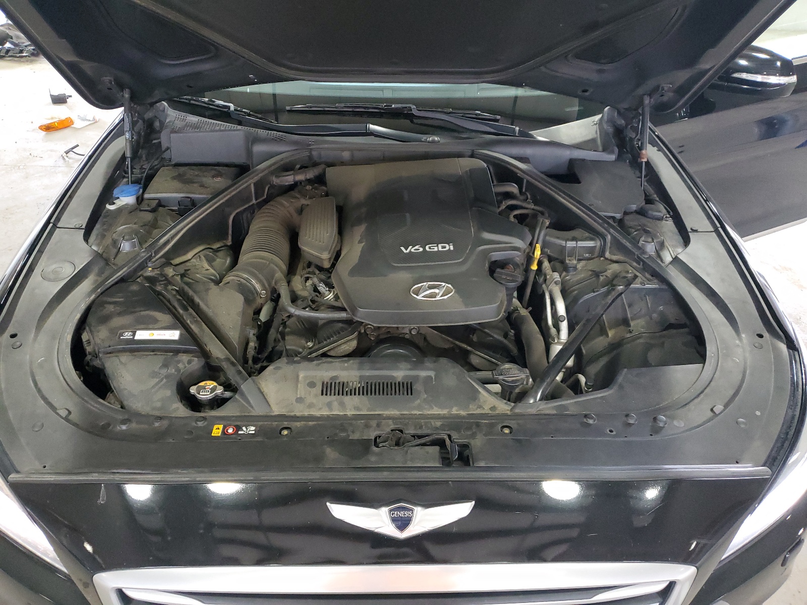 KMHGN4JE9FU047753 2015 Hyundai Genesis 3.8L