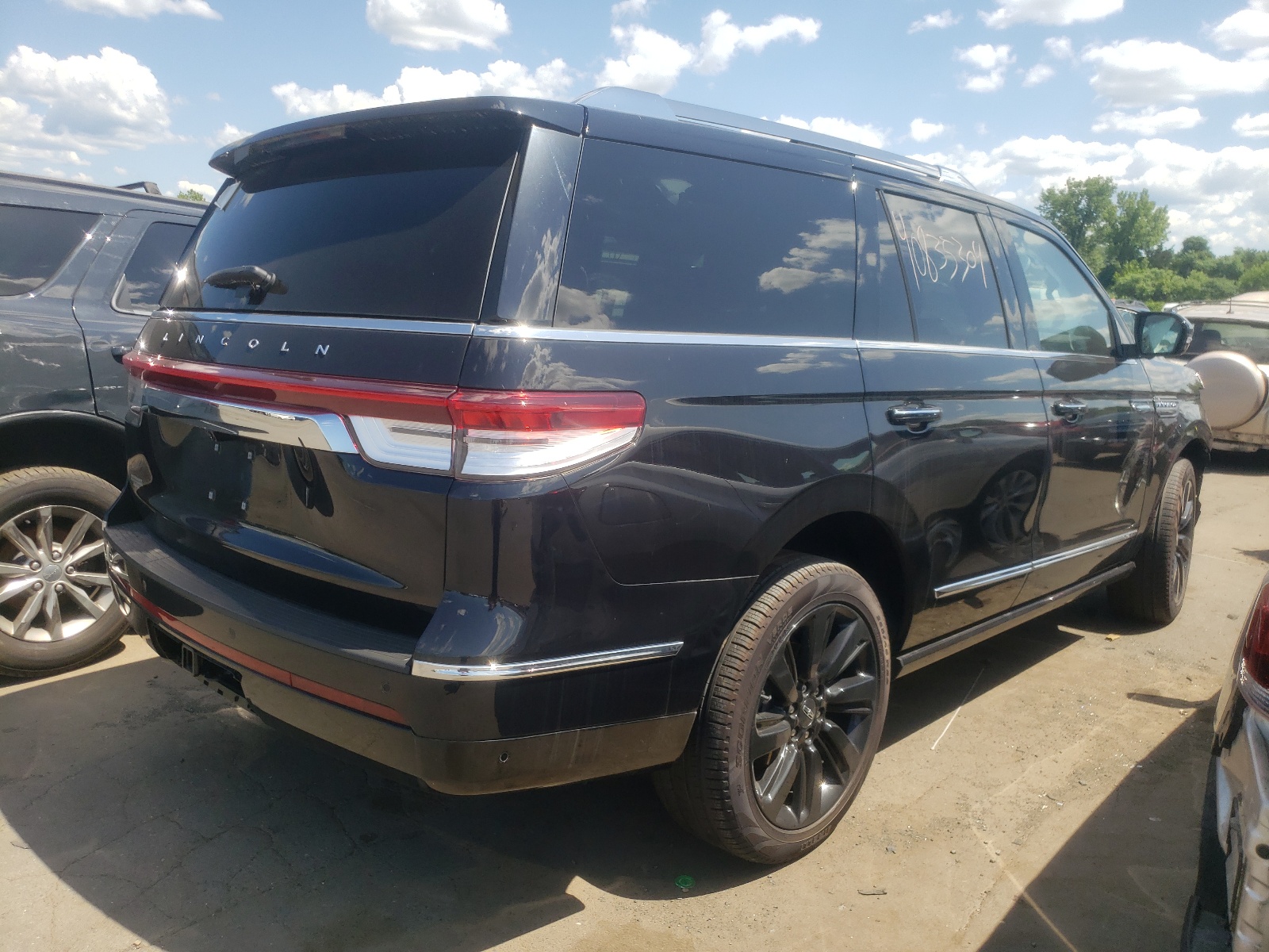 2023 Lincoln Navigator Reserve vin: 5LMJJ2LG0PEL03047