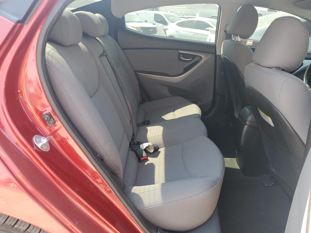 2015 Hyundai Elantra Se VIN: 5NPDH4AE9FH561286 Lot: 62040404