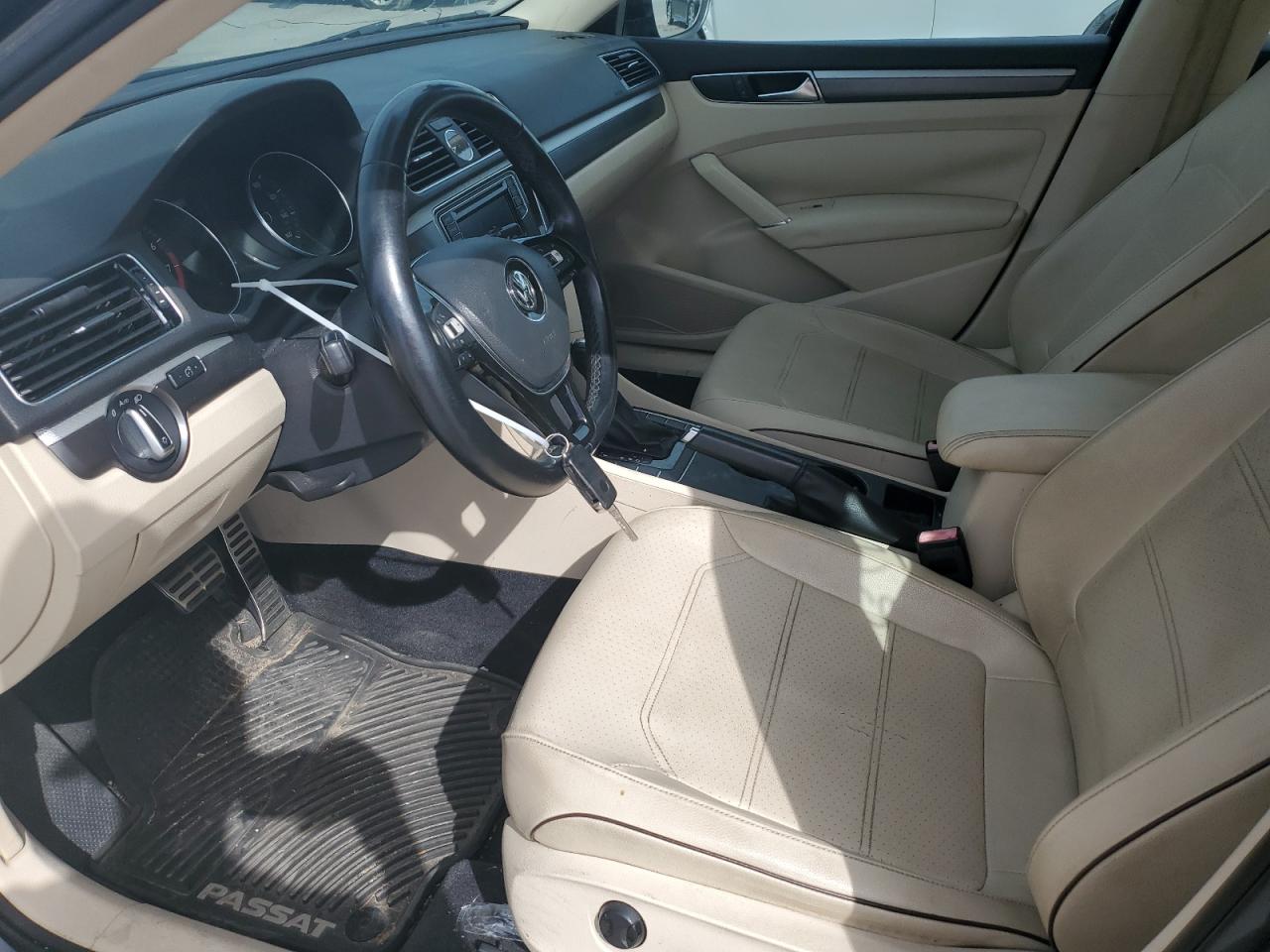 2017 Volkswagen Passat R-Line VIN: 1VWDT7A32HC003287 Lot: 62187674