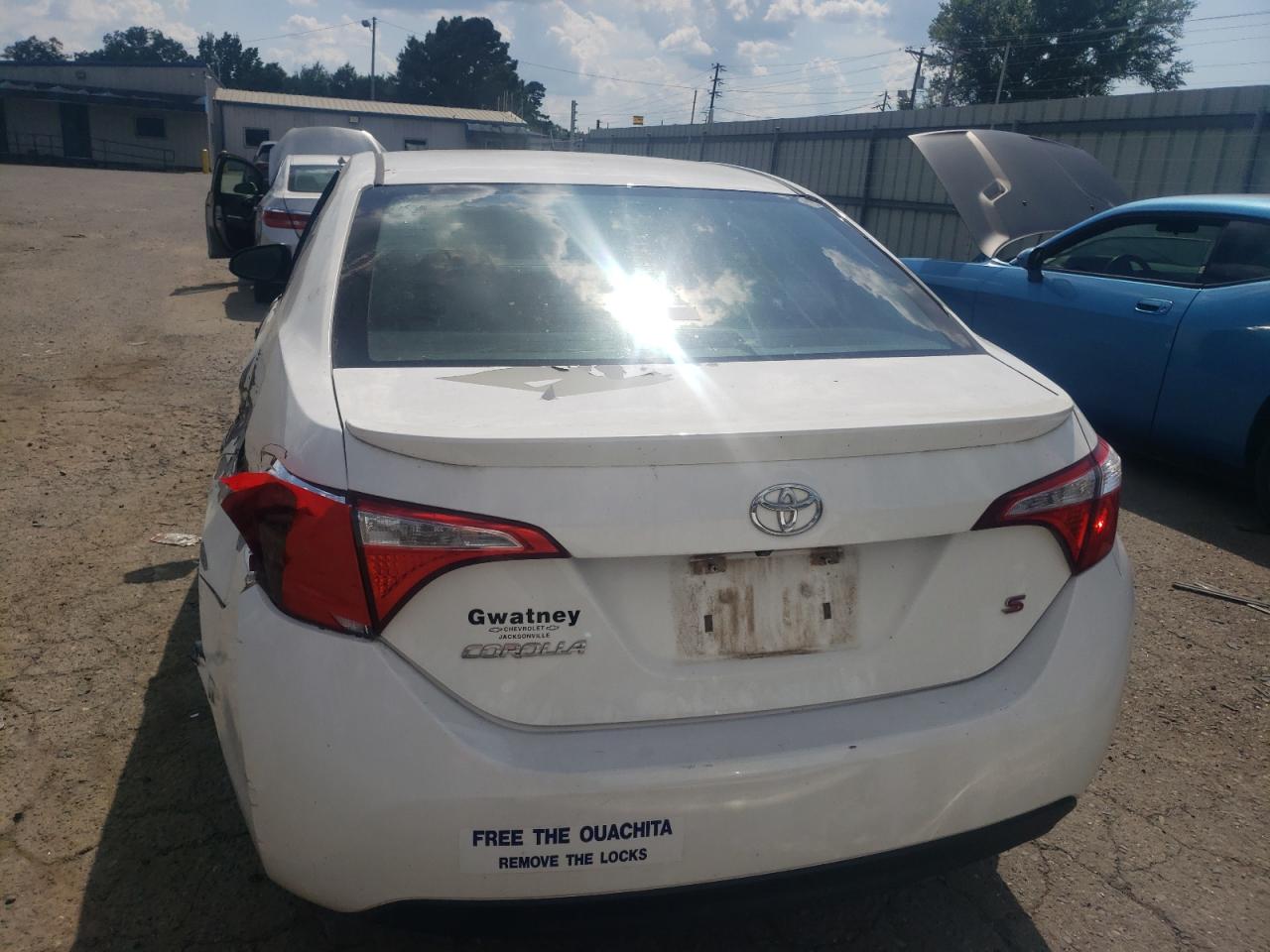 VIN 5YFBURHE2GP391606 2016 TOYOTA COROLLA no.6