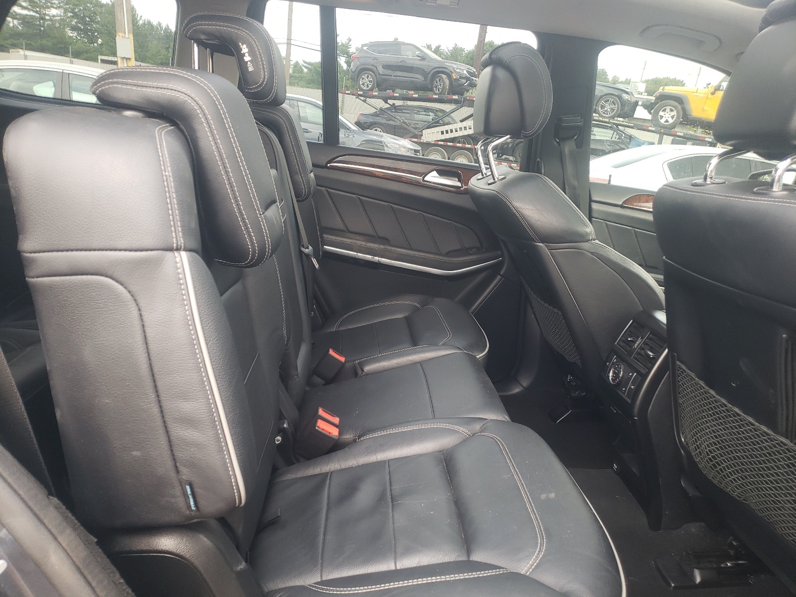 4JGDF7DE8DA267834 2013 Mercedes-Benz Gl 550 4Matic