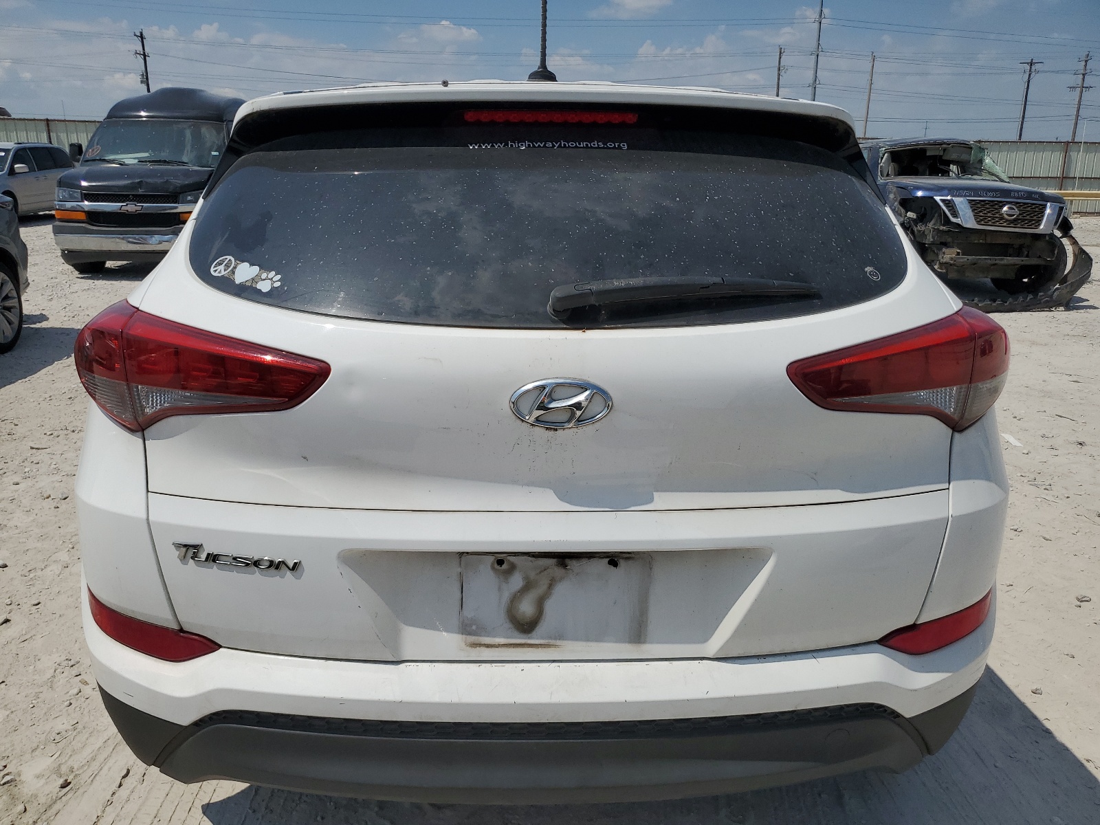 KM8J23A40HU569318 2017 Hyundai Tucson Se