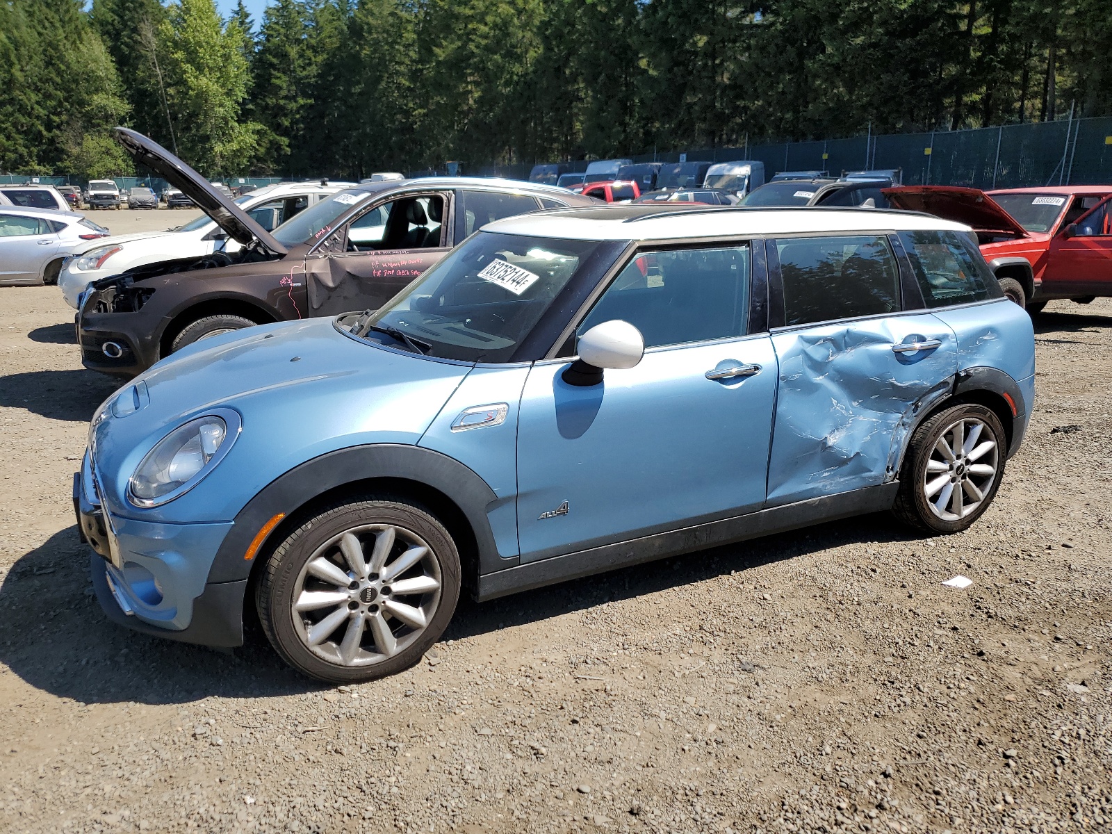 2017 Mini Cooper S Clubman All4 vin: WMWLU5C5XH2C46348