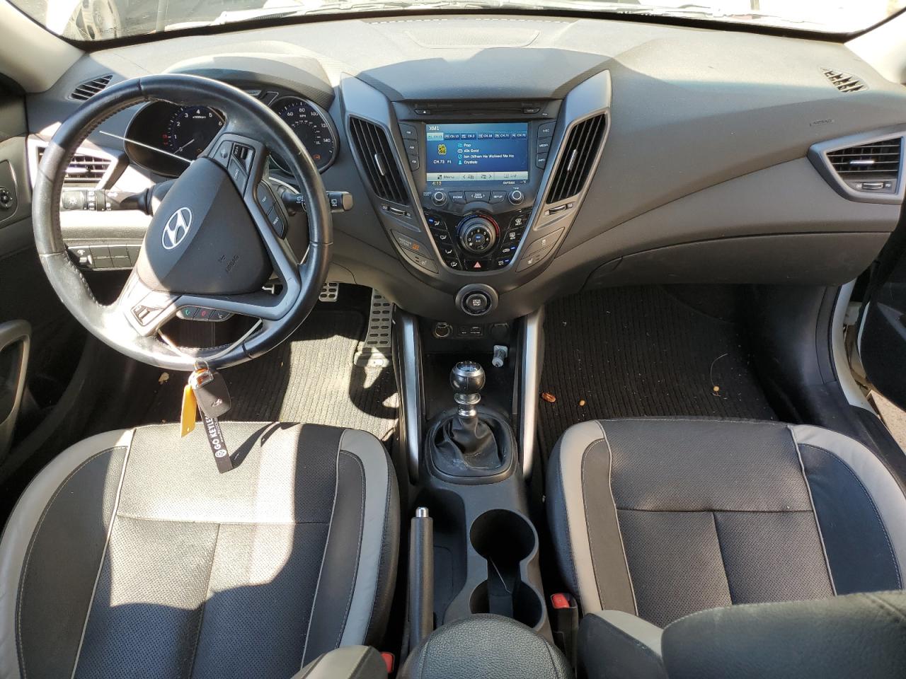 2015 Hyundai Veloster Turbo VIN: KMHTC6AE0FU242088 Lot: 63633014