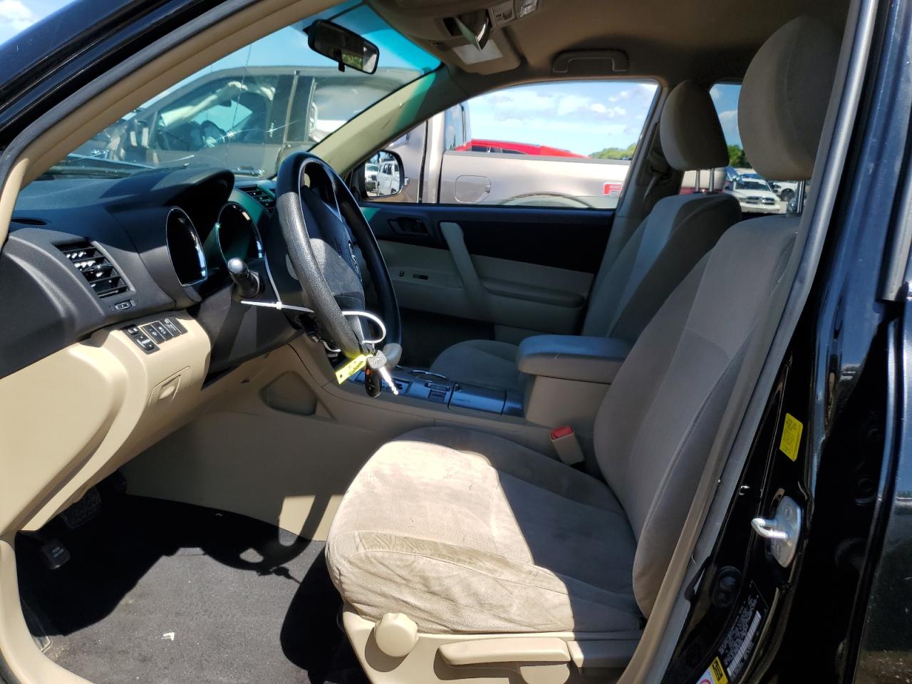 2011 Toyota Highlander Base VIN: 5TDZK3EH8BS025259 Lot: 61515784