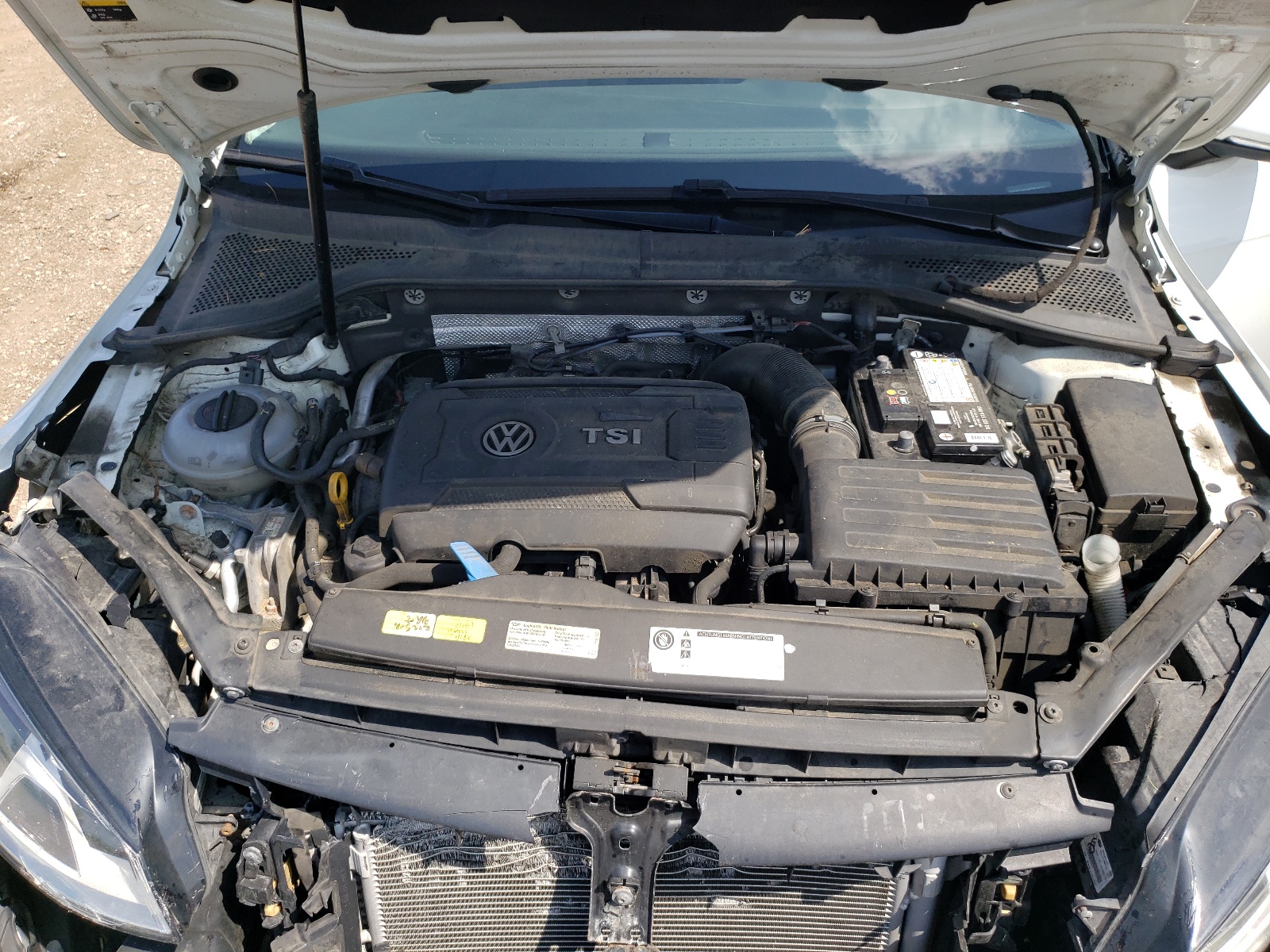 3VW217AU4FM049415 2015 Volkswagen Golf