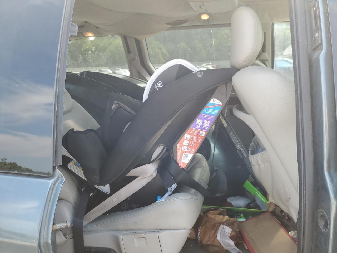 2007 Chrysler Town & Country Limited VIN: 2A4GP64L37R182952 Lot: 63103614