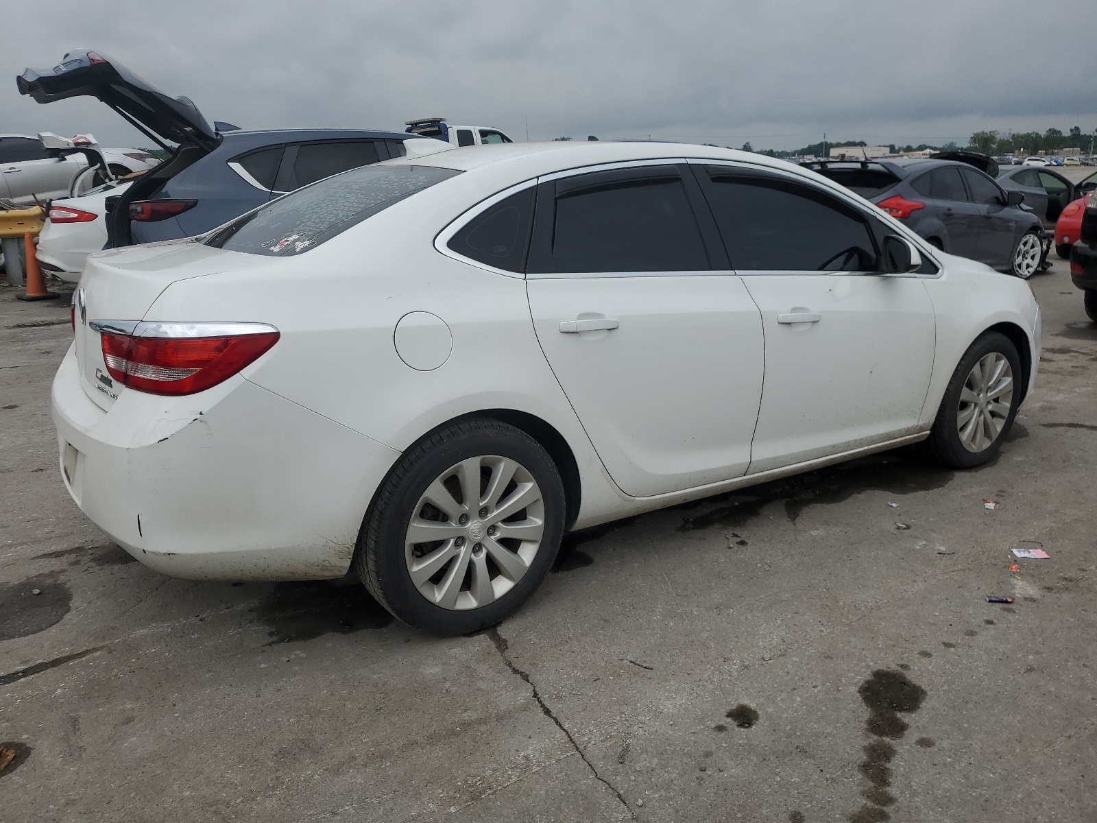 2016 Buick Verano vin: 1G4PP5SK4G4104740