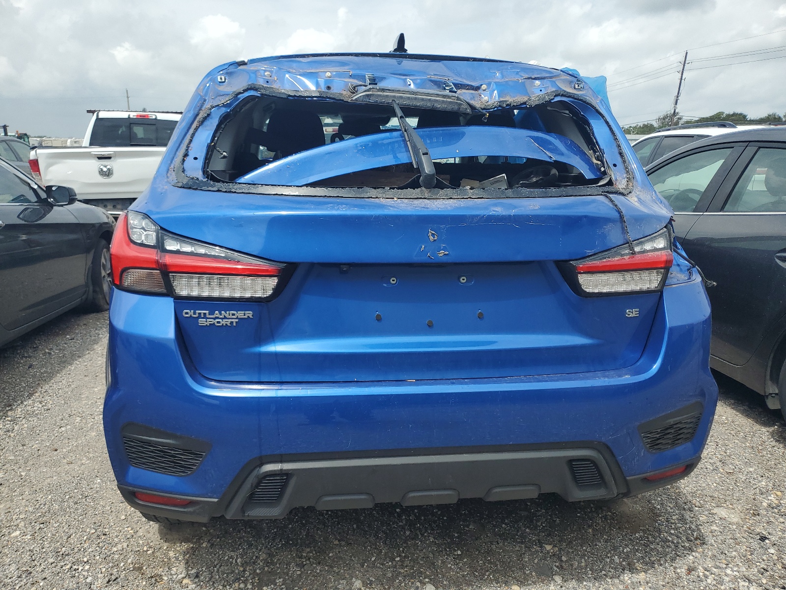 JA4APVAUXMU036429 2021 Mitsubishi Outlander Sport Se