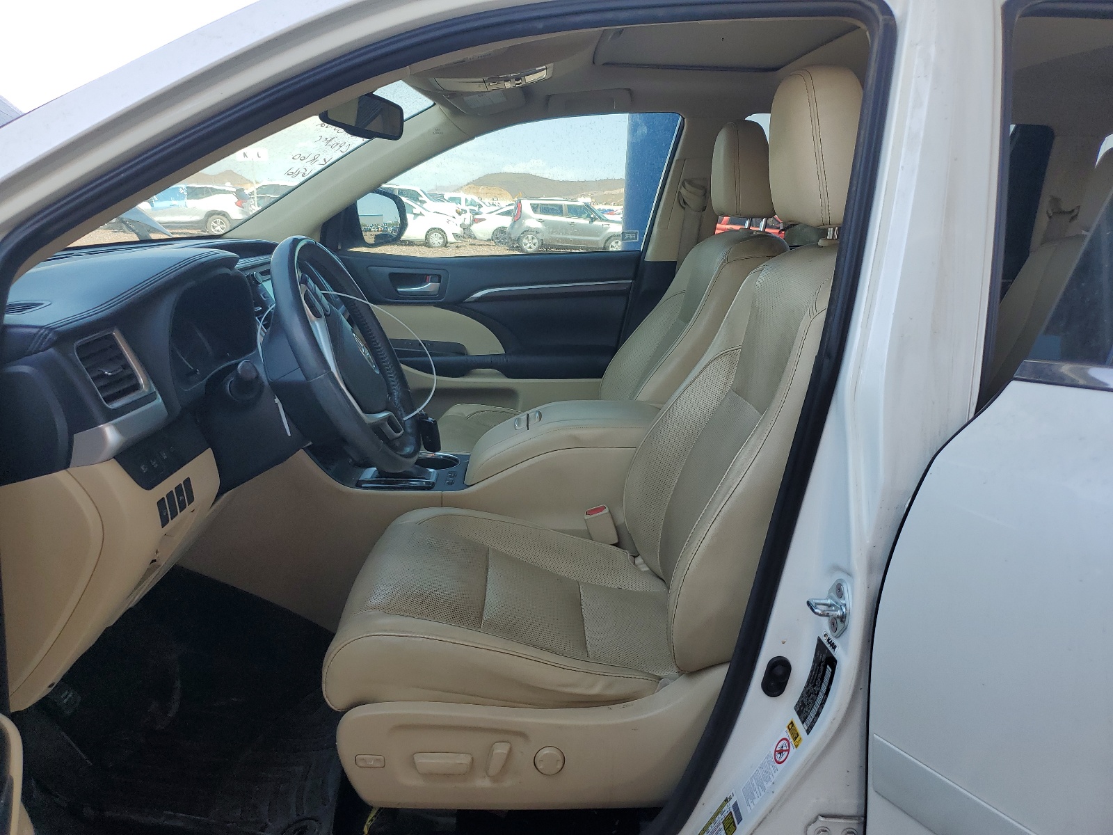 5TDDKRFH9GS276861 2016 Toyota Highlander Limited