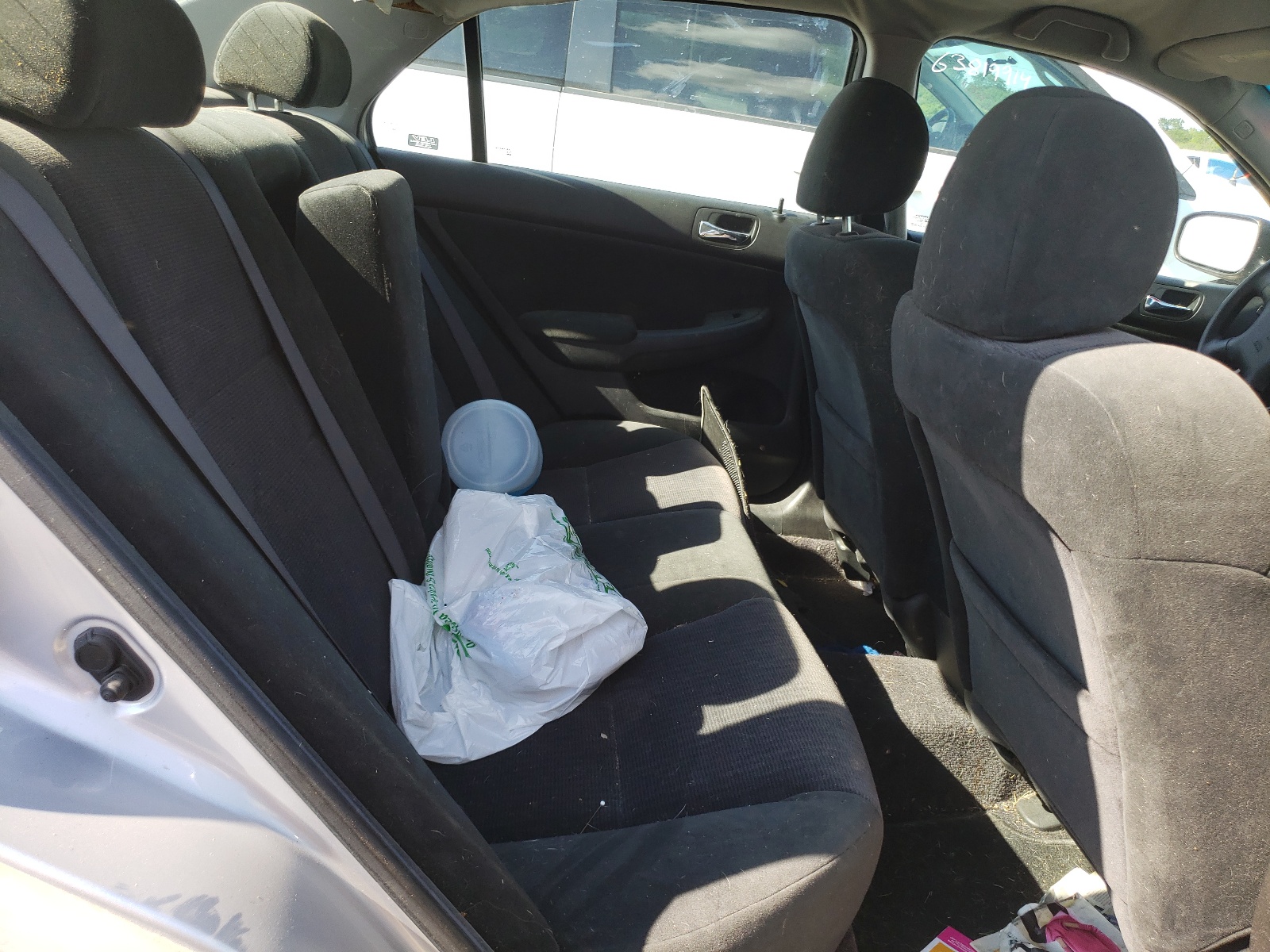 1HGCM56455A131873 2005 Honda Accord Lx