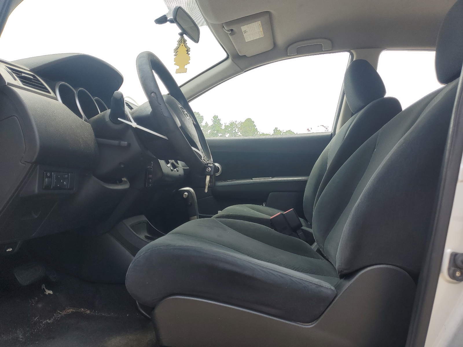 3N1BC1CP2BL438056 2011 Nissan Versa S