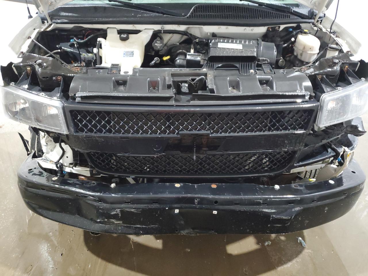 2019 Chevrolet Express G2500 VIN: 1GCWGAFG4K1251990 Lot: 65060334