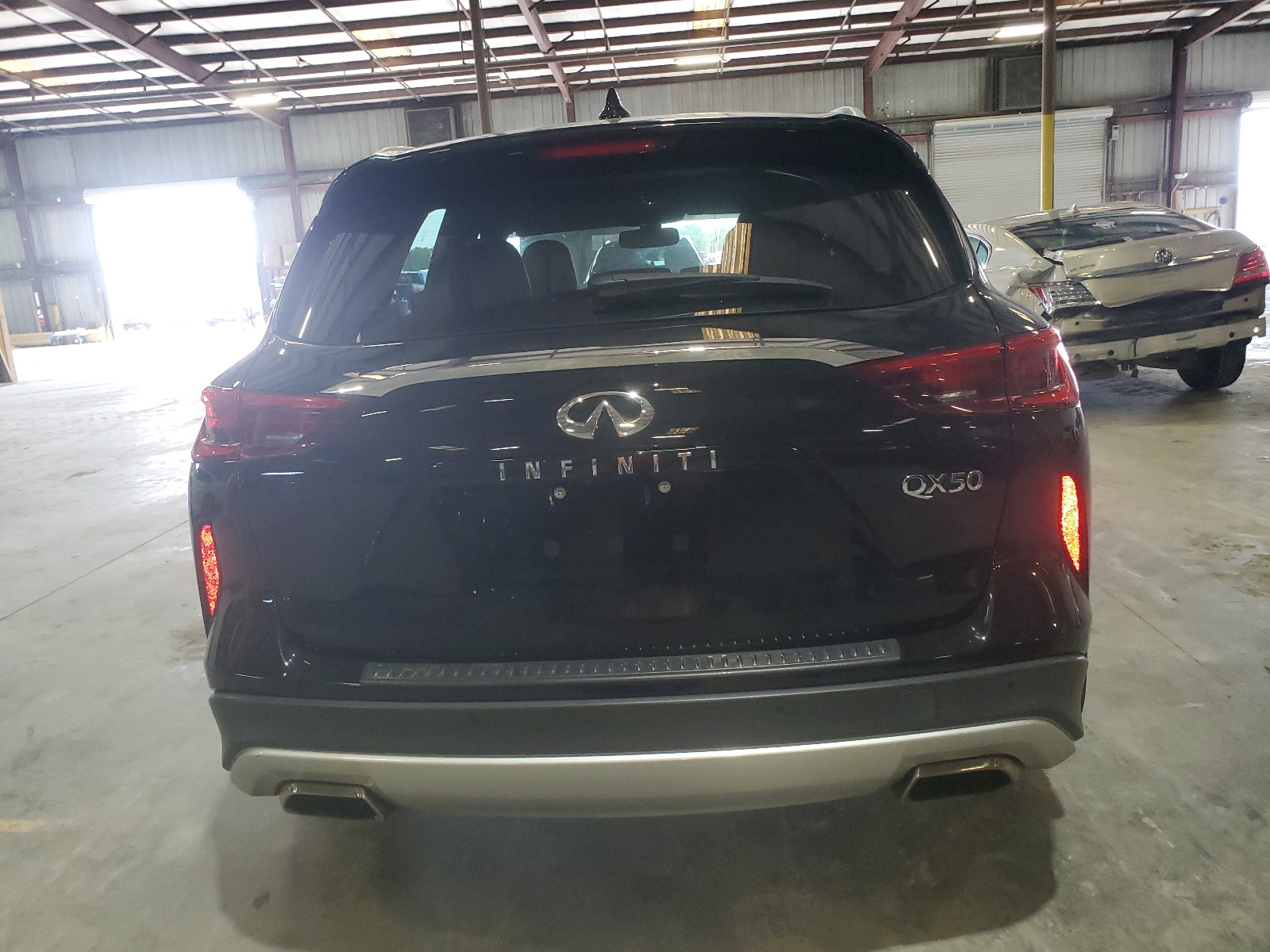 3PCAJ5M19KF115668 2019 Infiniti Qx50 Essential