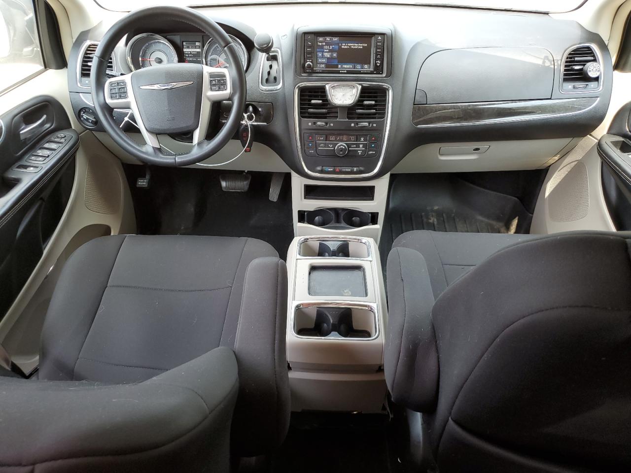 2016 Chrysler Town & Country Touring VIN: 2C4RC1BGXGR280038 Lot: 62901774