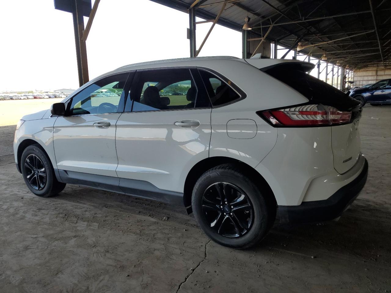 2019 Ford Edge - Image 2